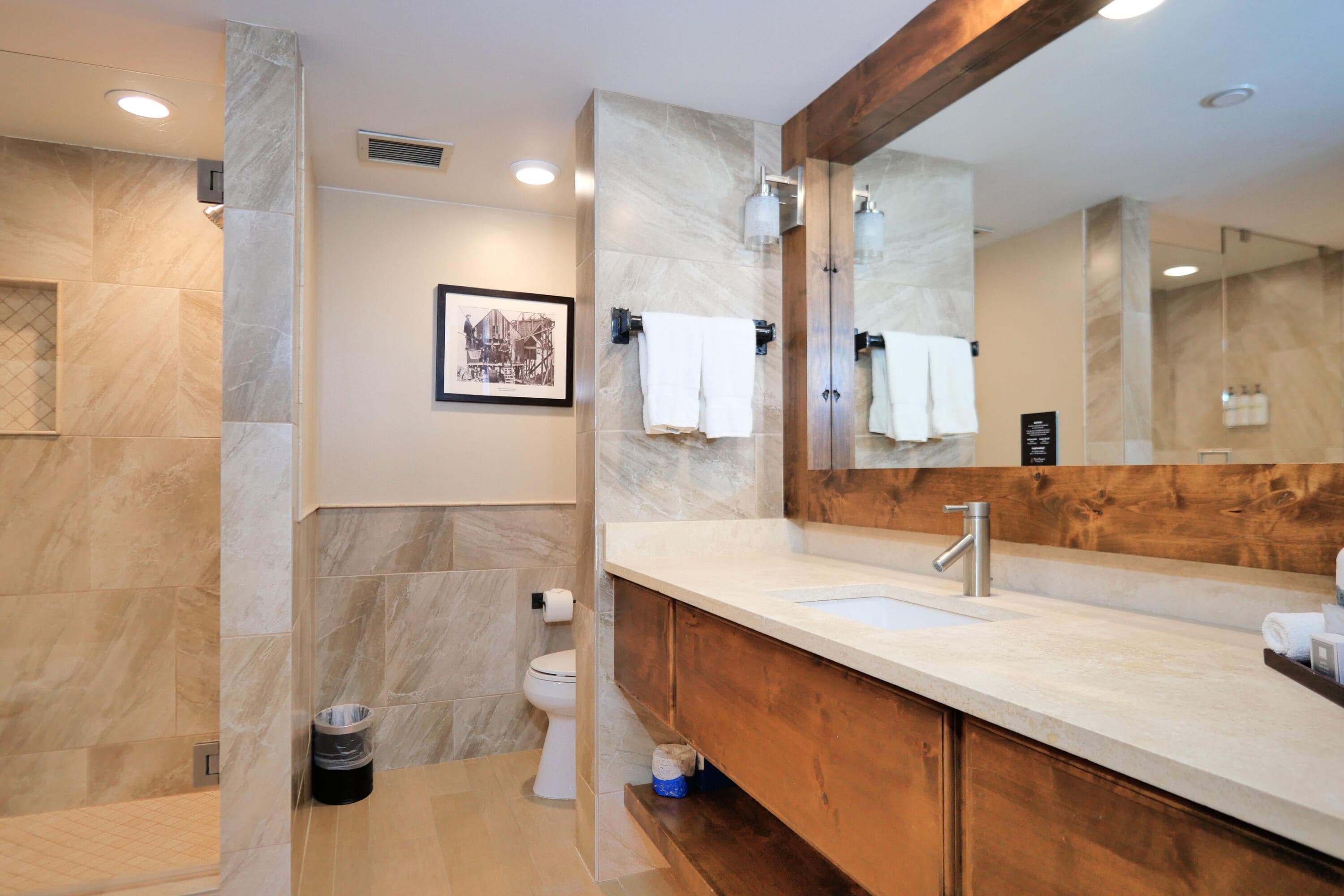 136 Country Club Drive 422 - Thumbnail 20