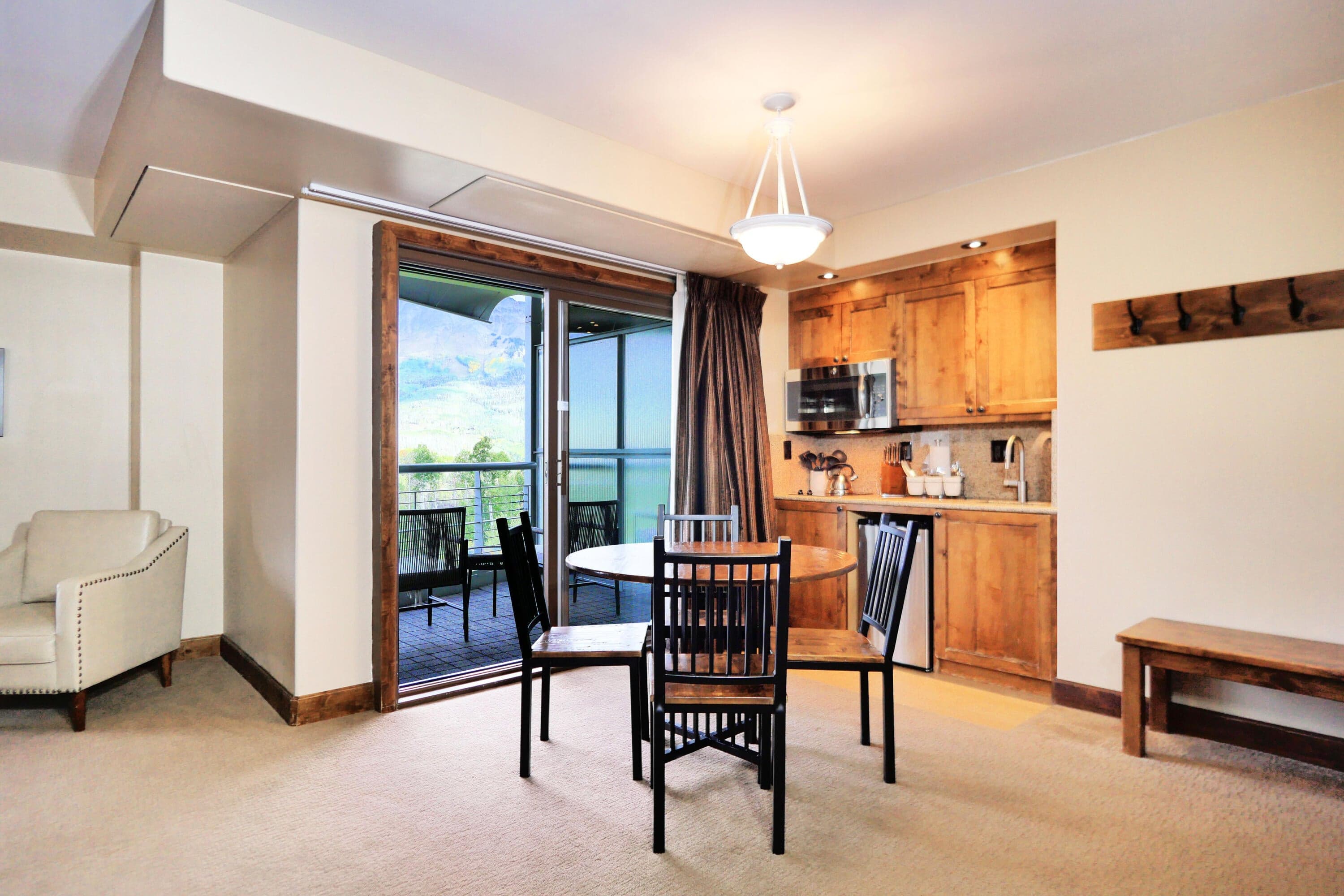 136 Country Club Drive 422