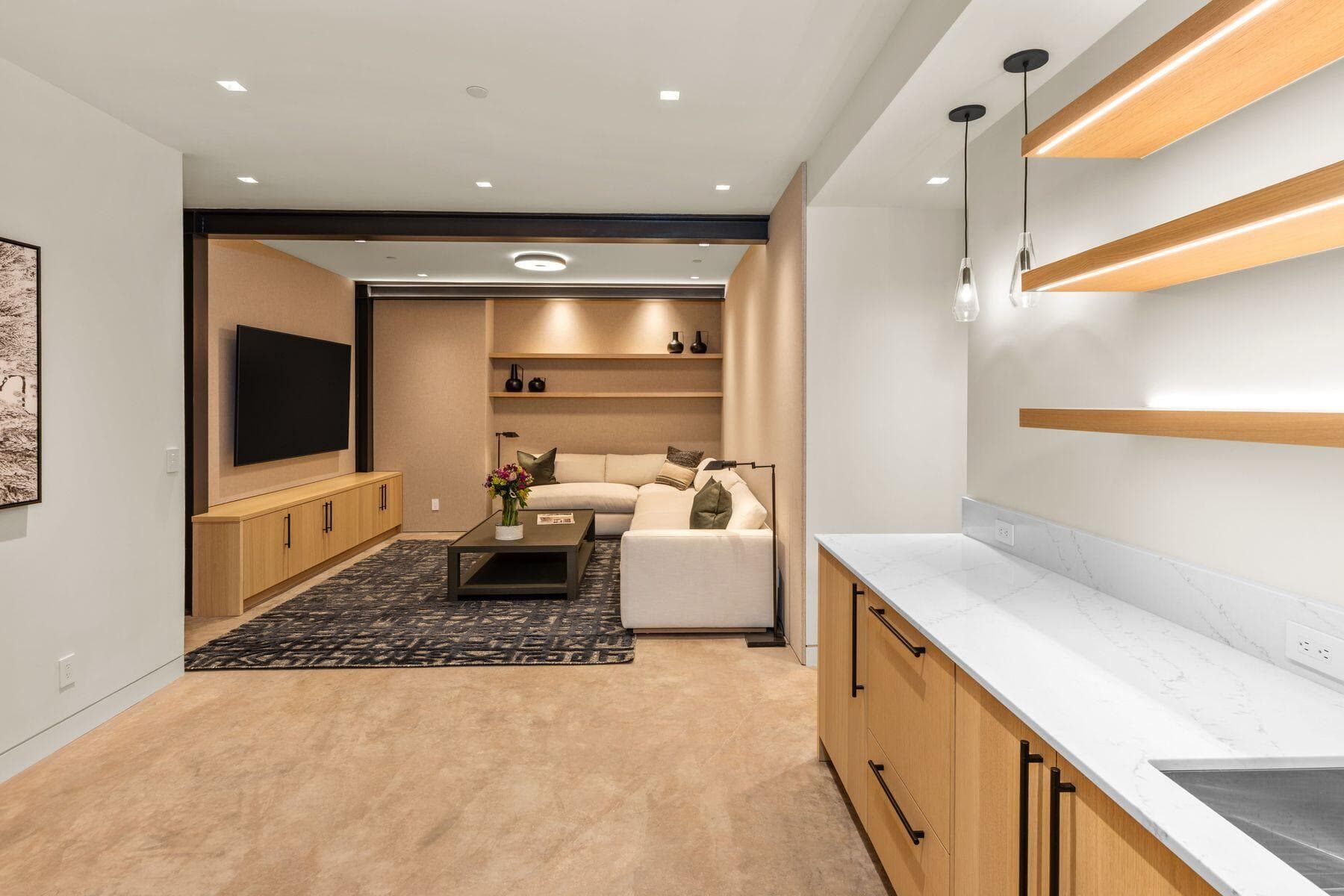 115 W Galena Avenue - Thumbnail 15