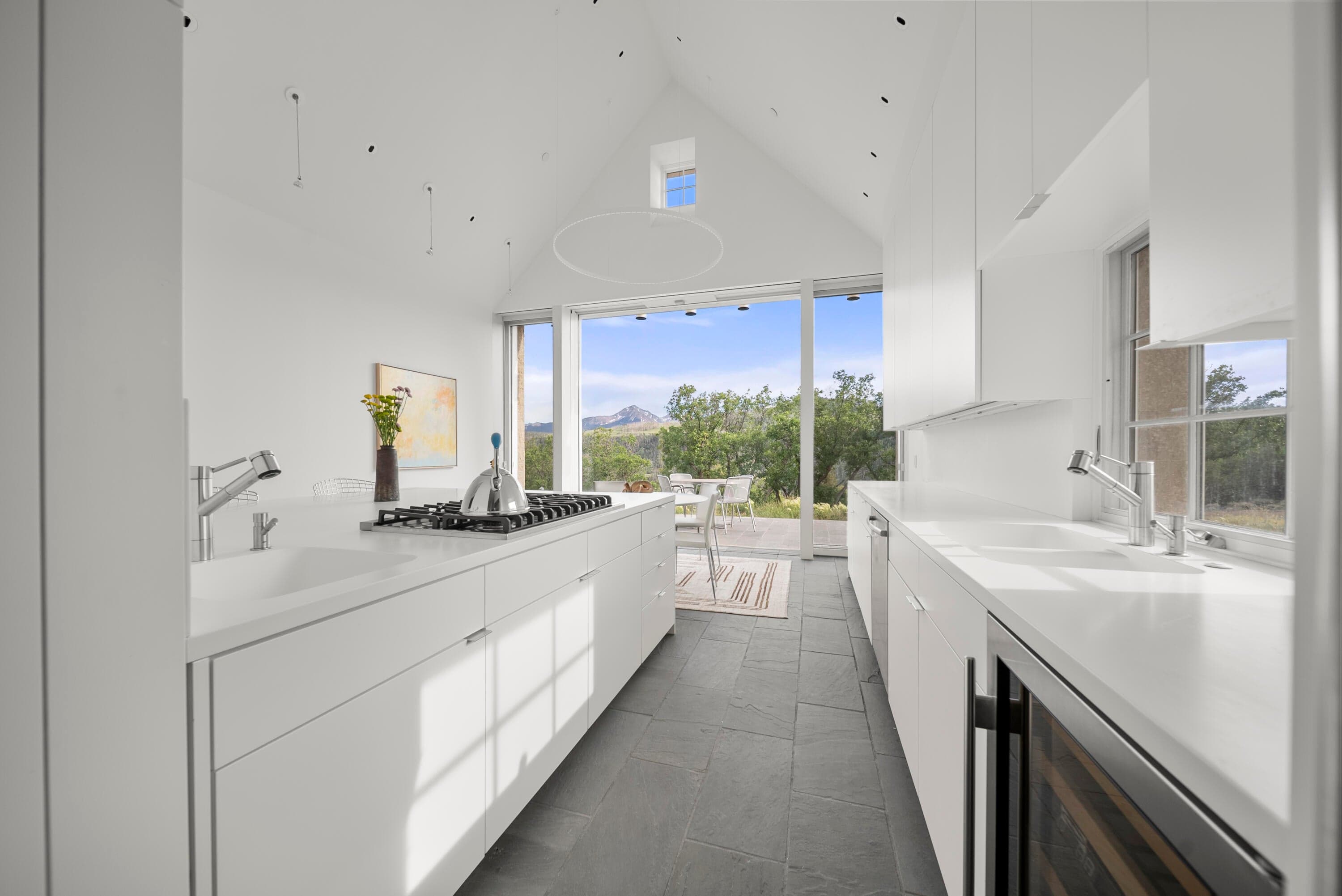 1068 Wilson Way - Thumbnail 7