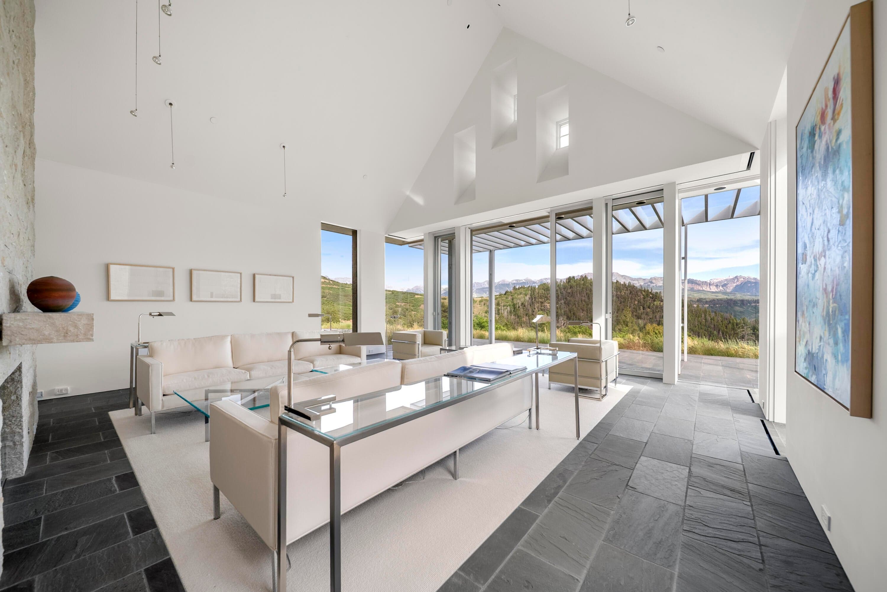 1068 Wilson Way - Thumbnail 5