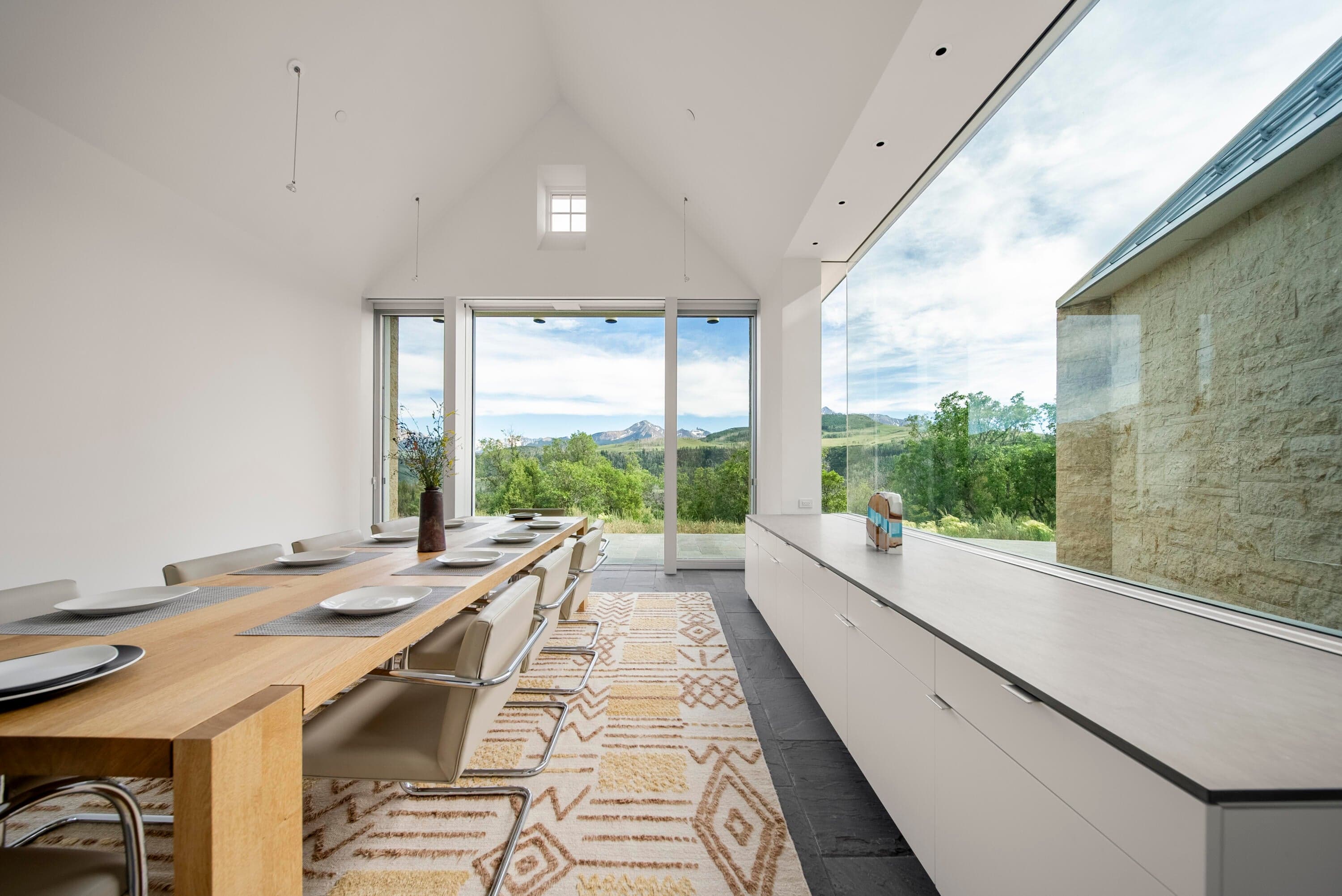 1068 Wilson Way - Thumbnail 10