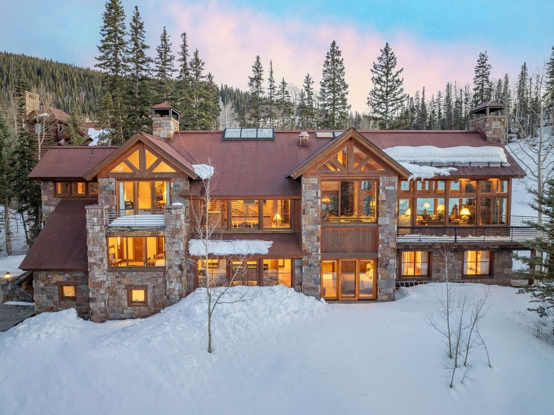 222 High Country Road - Thumbnail 2