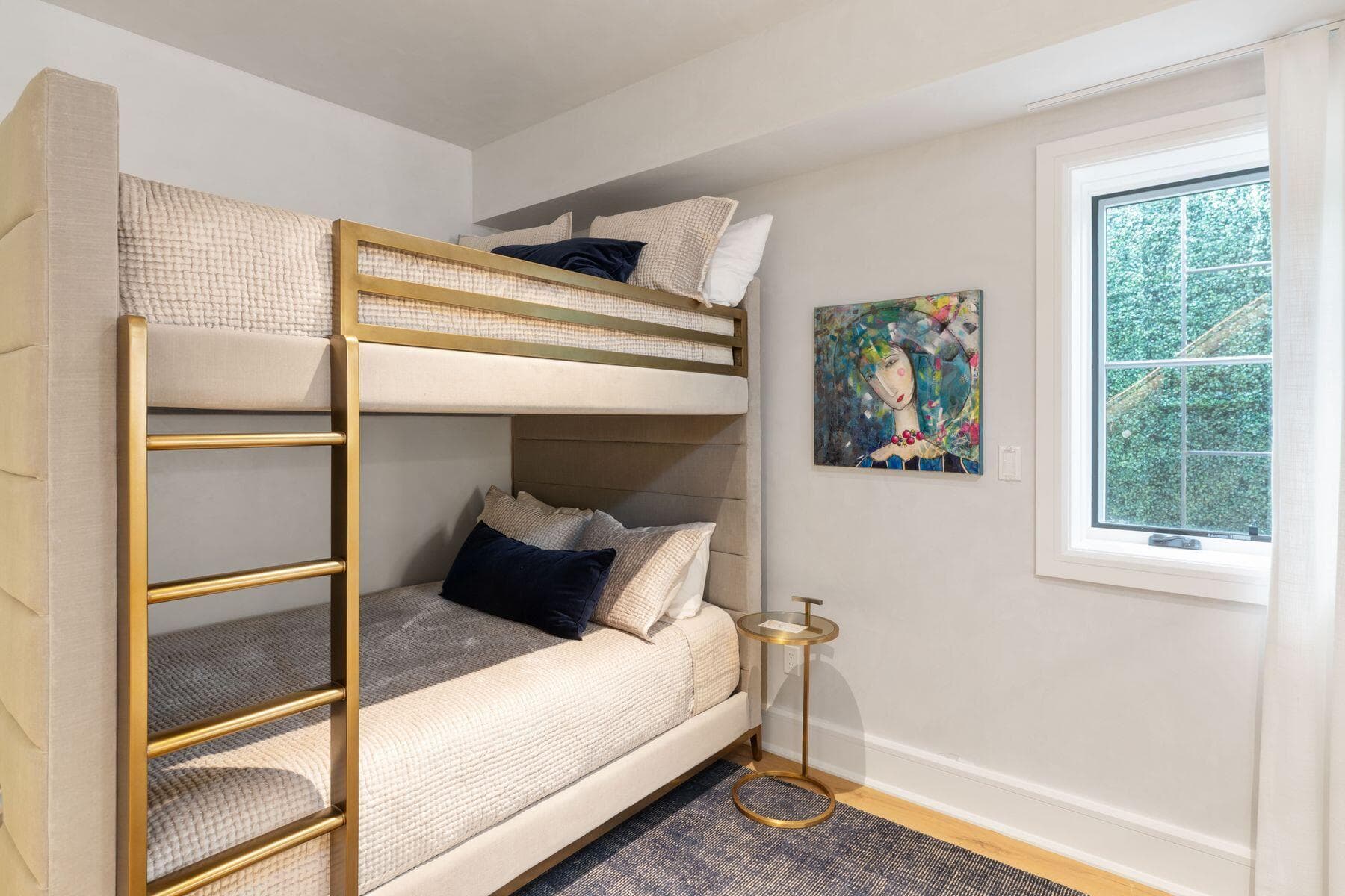 225 S Oak Street B - Thumbnail 16