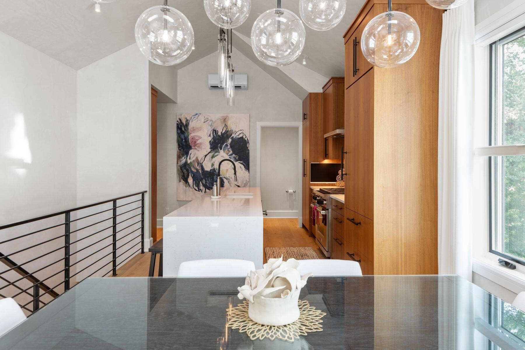 225 S Oak Street B - Thumbnail 7