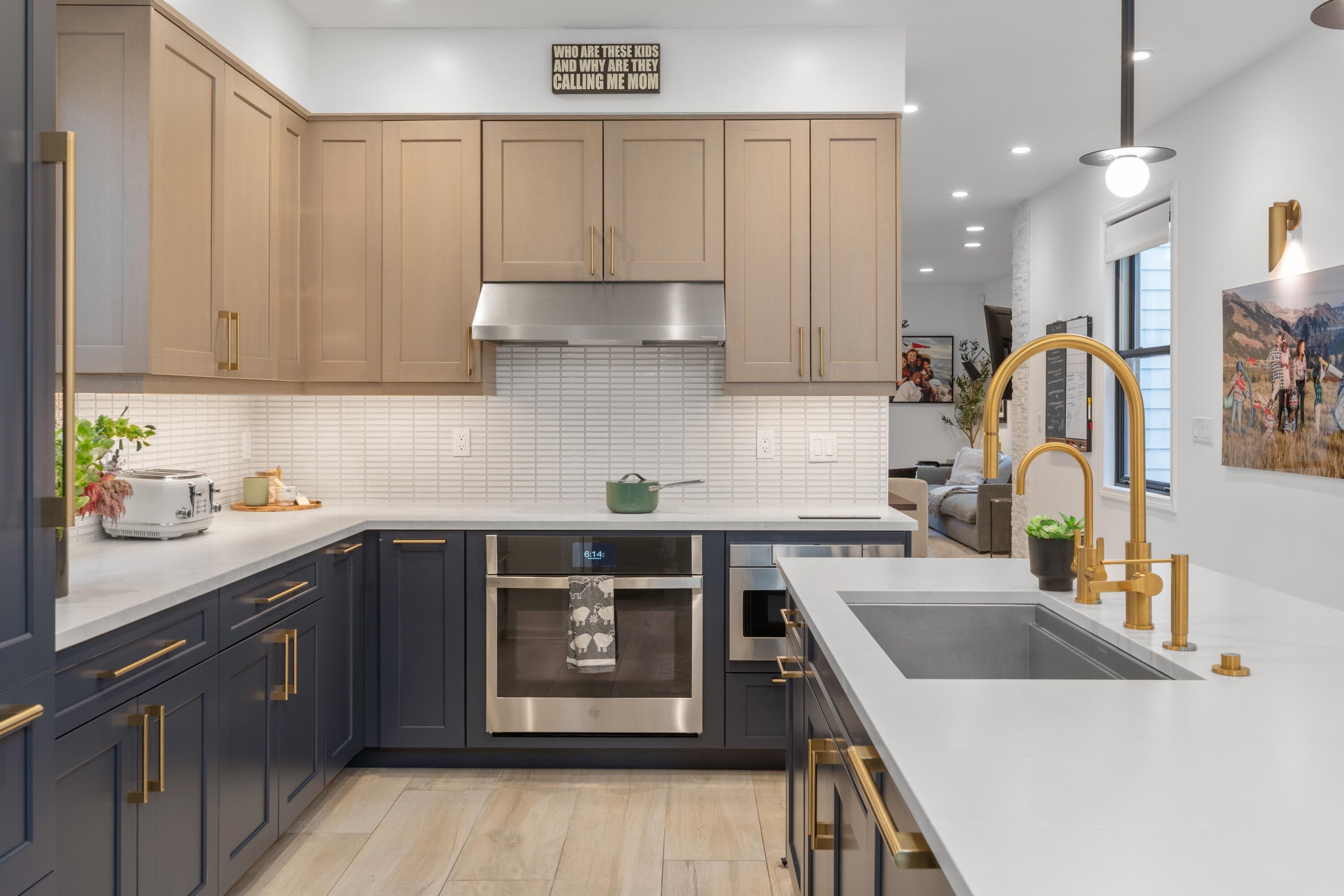 536 W Pacific Avenue - Thumbnail 9