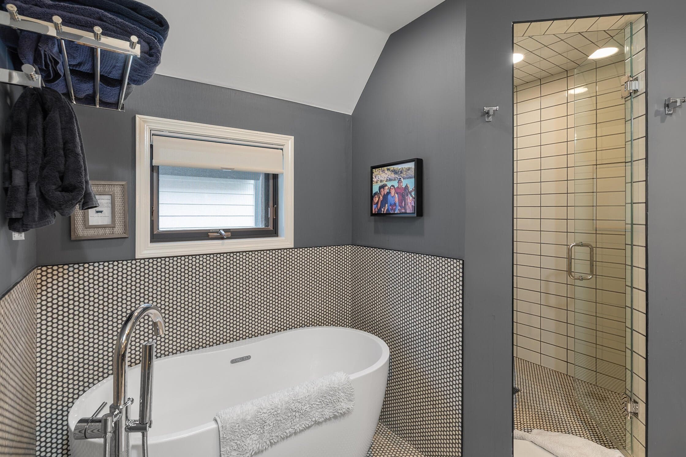 536 W Pacific Avenue - Thumbnail 13