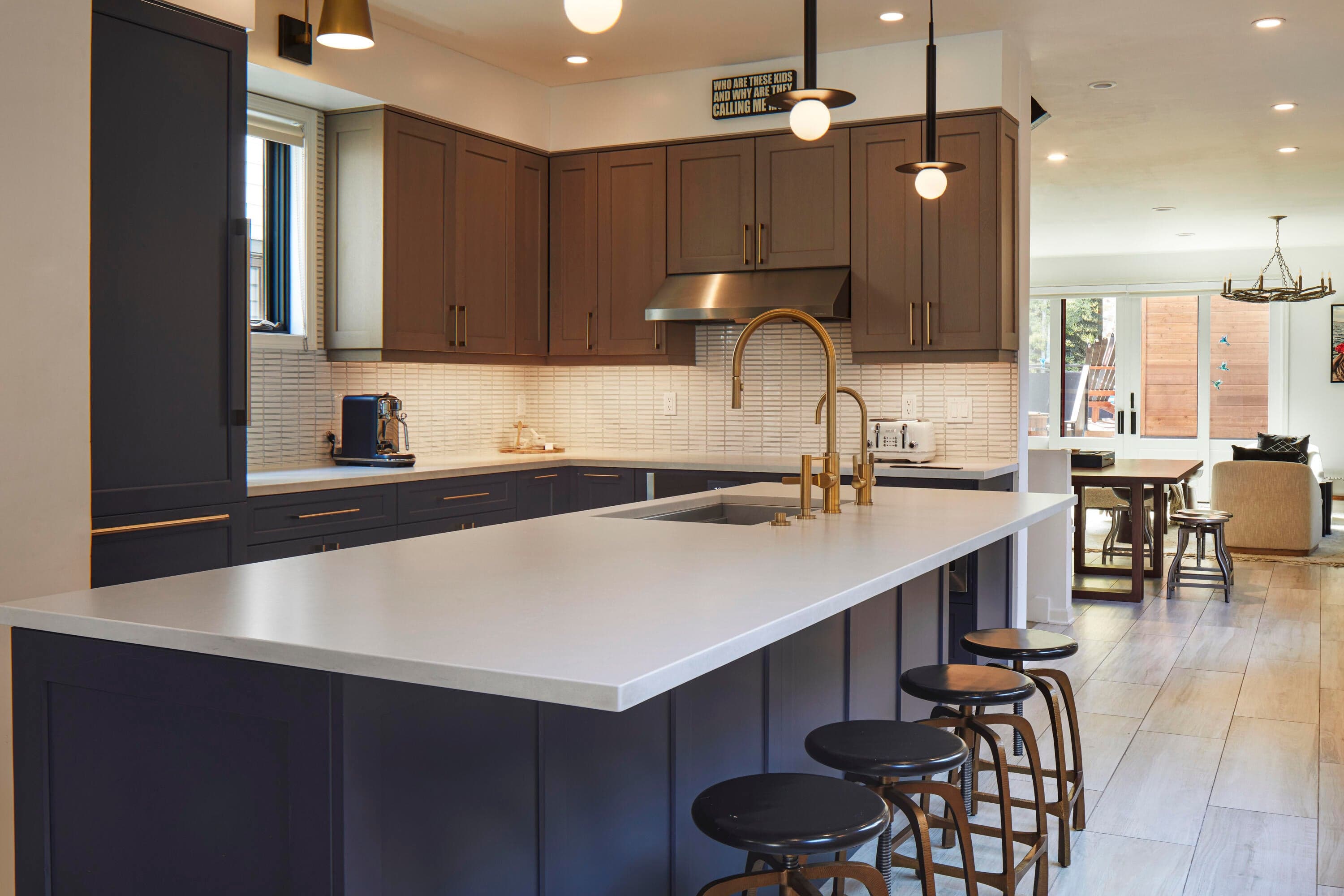 536 W Pacific Avenue - Thumbnail 4