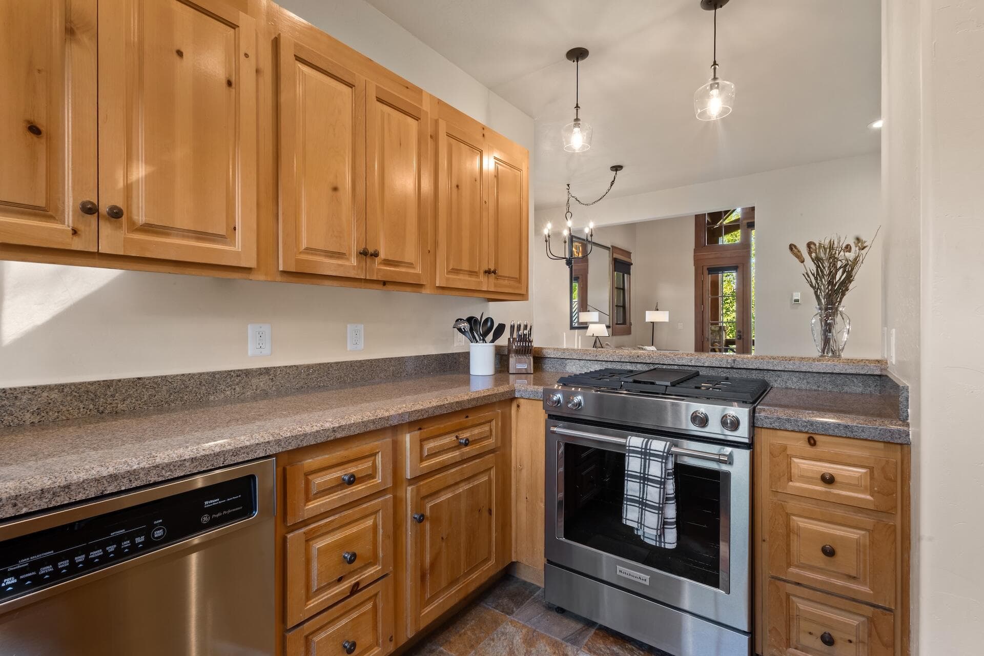 102 Sunny Ridge Place 102 - Thumbnail 8