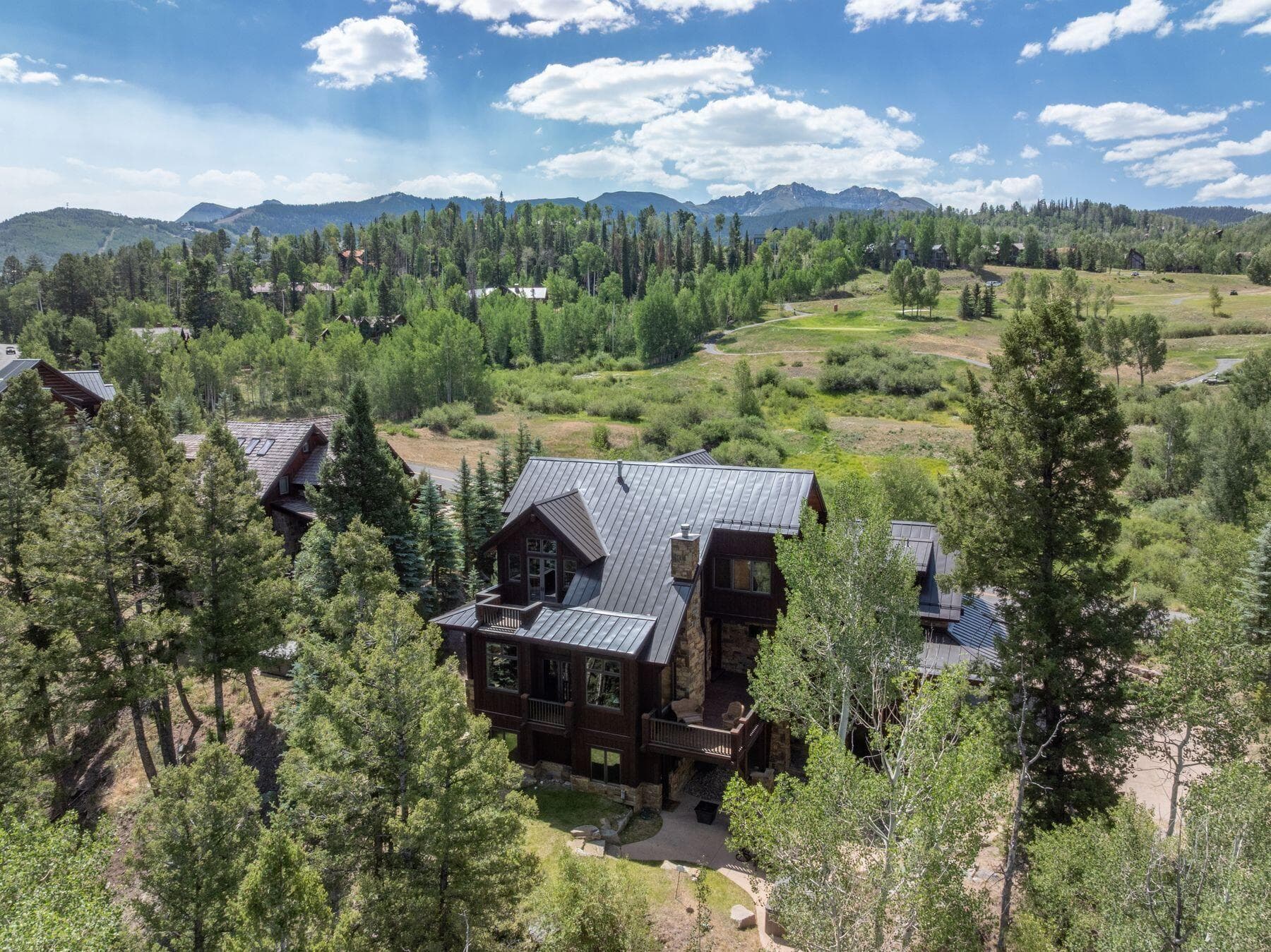 245 Adams Ranch Road - Thumbnail 2