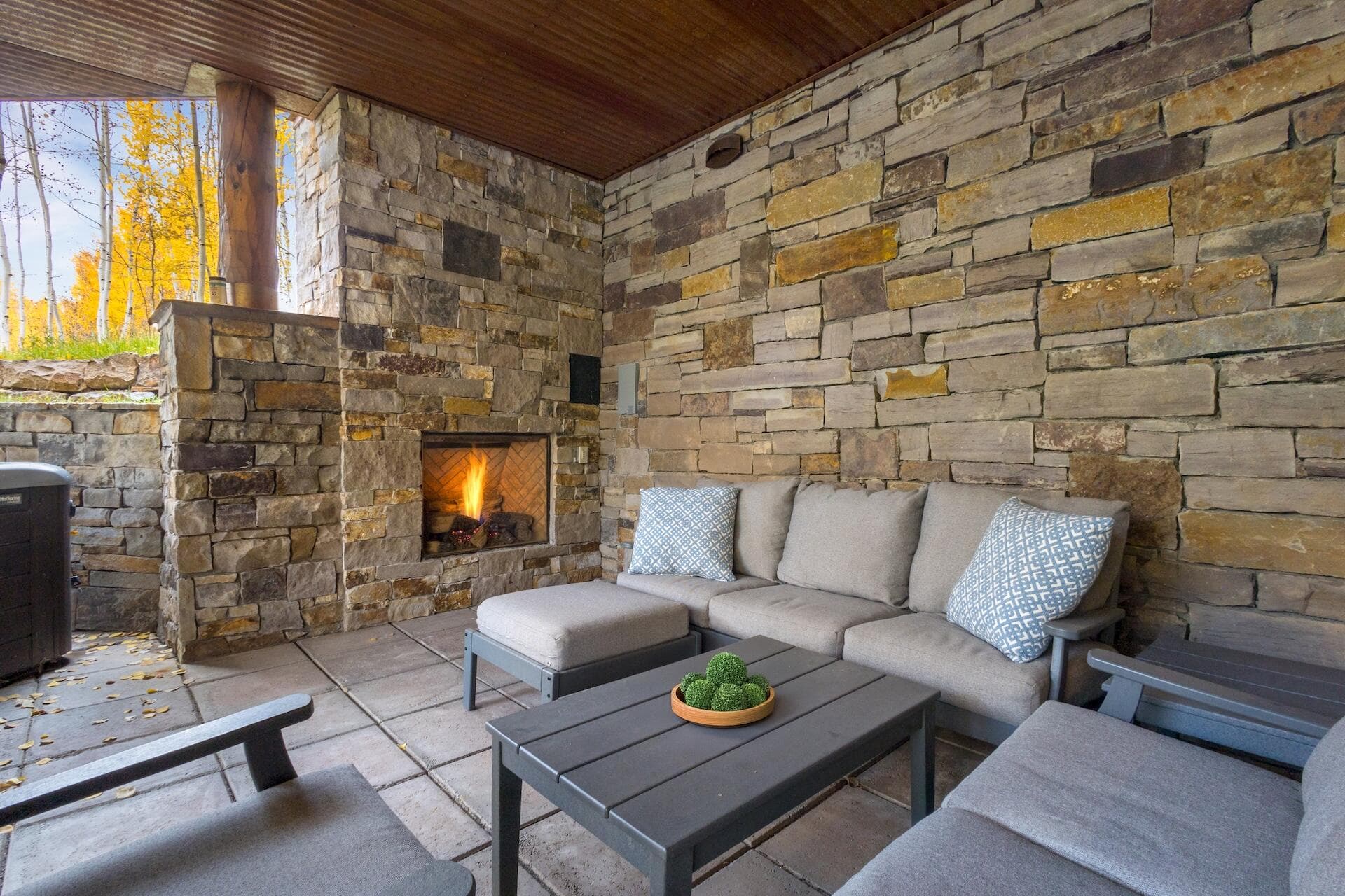 131 Vischer Drive - Thumbnail 17