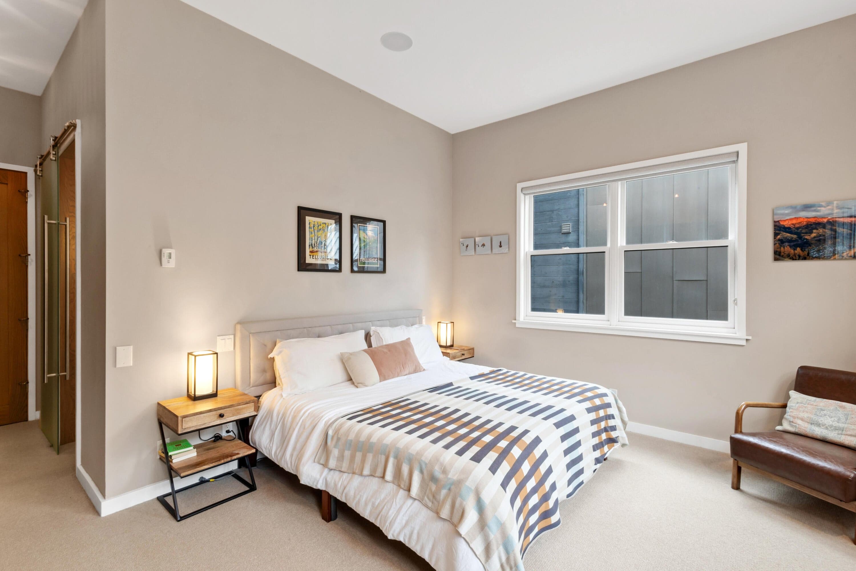 329 N Willow Street - Thumbnail 12