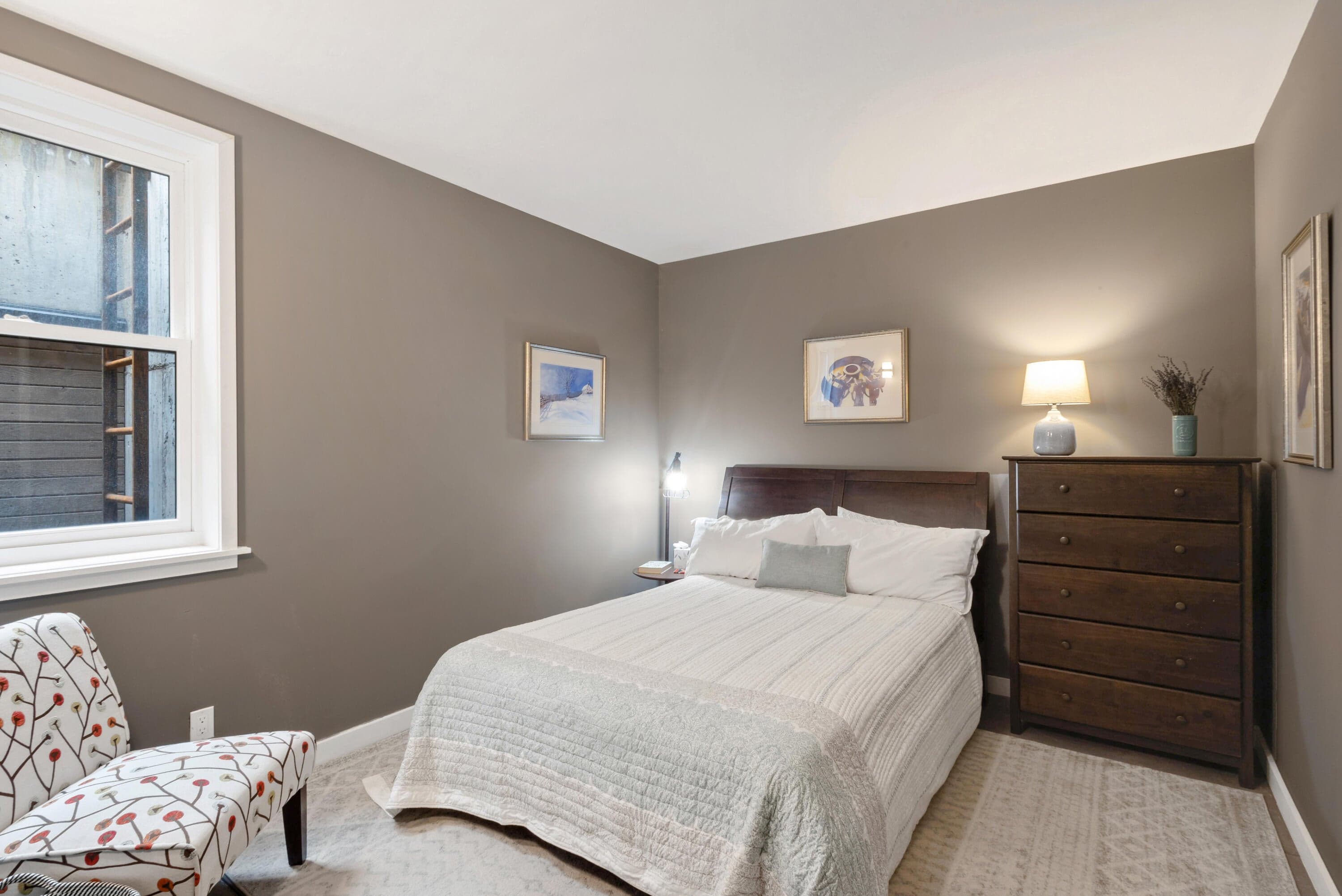 329 N Willow Street - Thumbnail 16