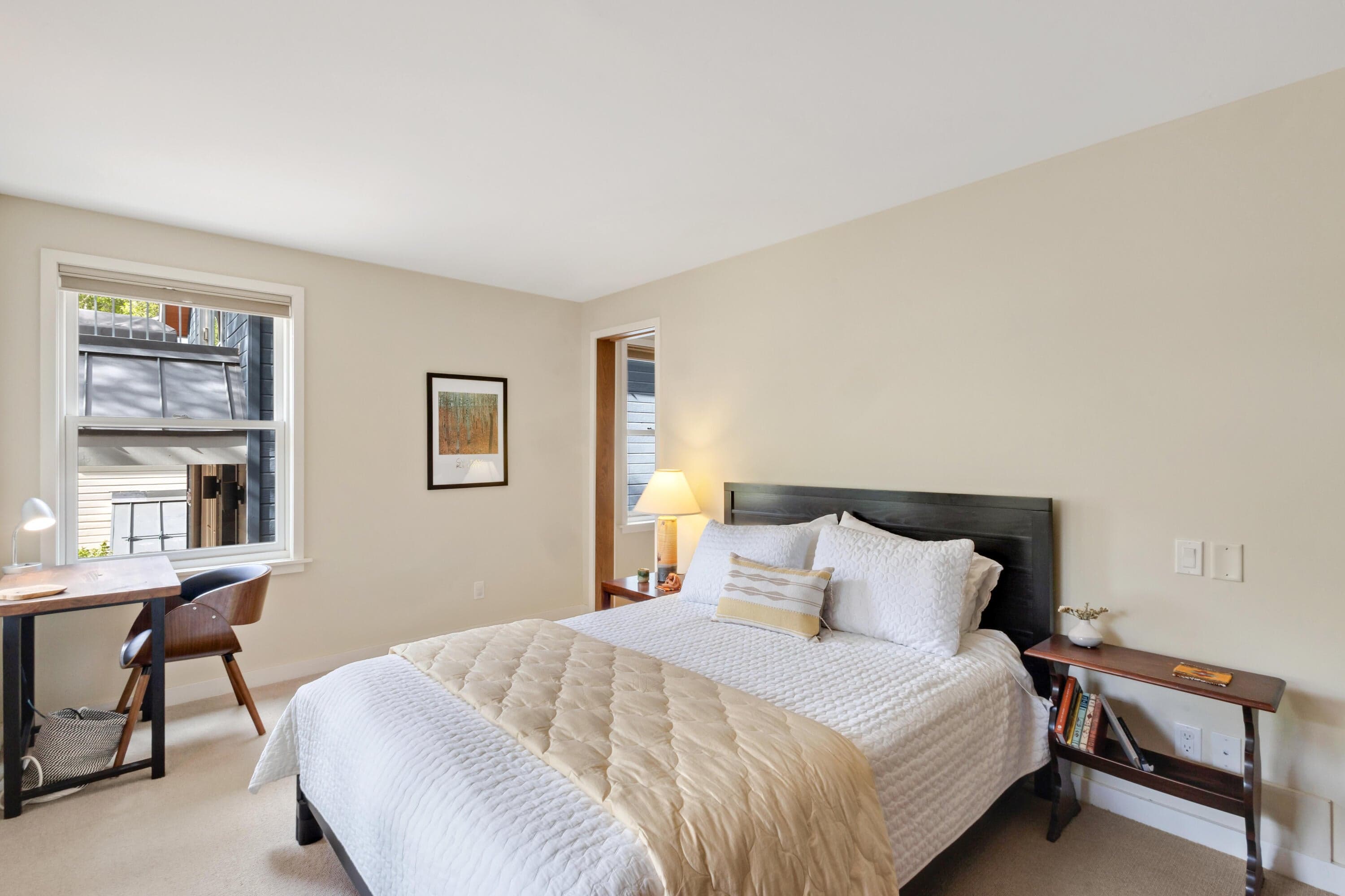 329 N Willow Street - Thumbnail 17
