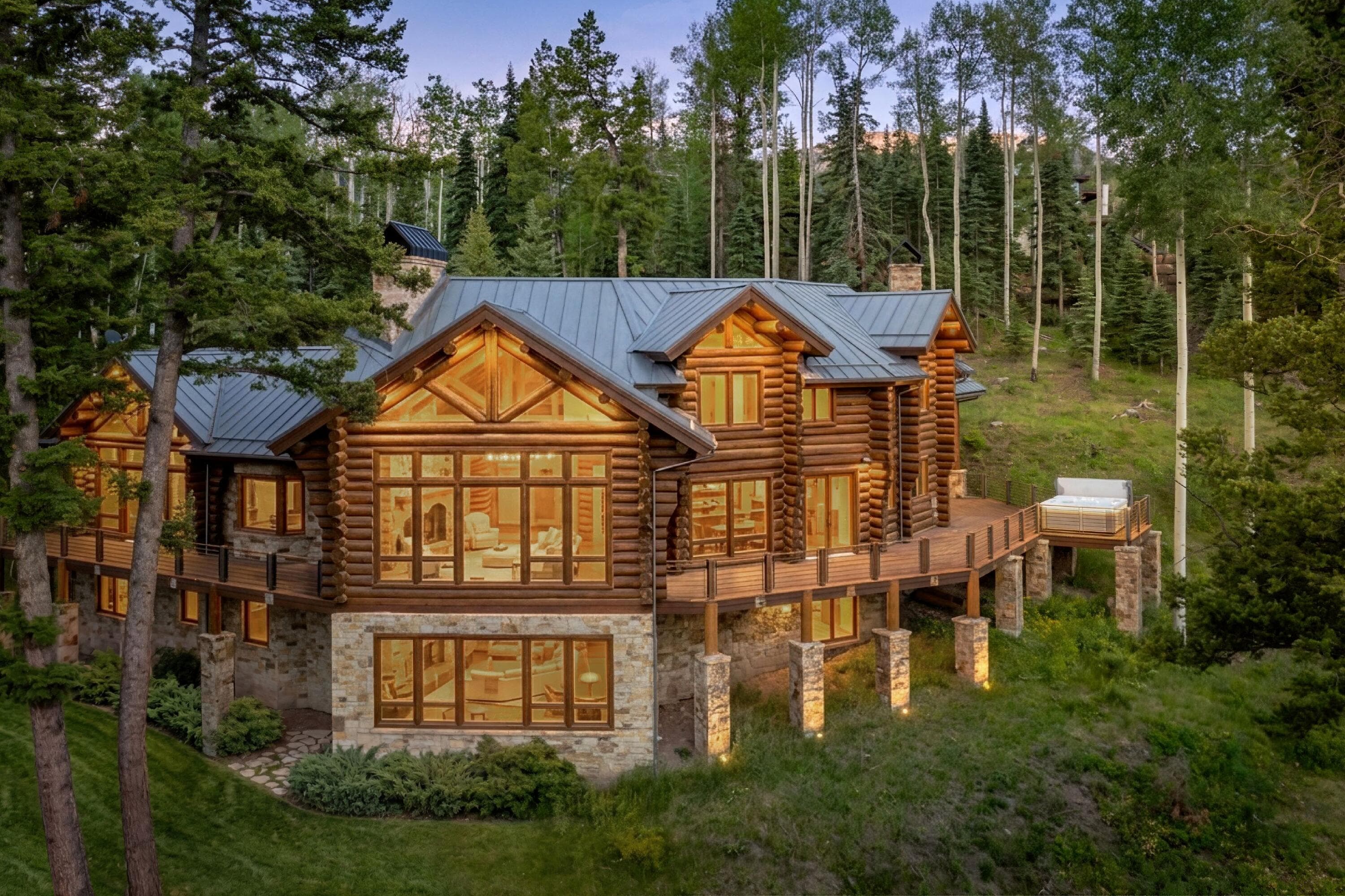 130 Highlands Way - Thumbnail 2