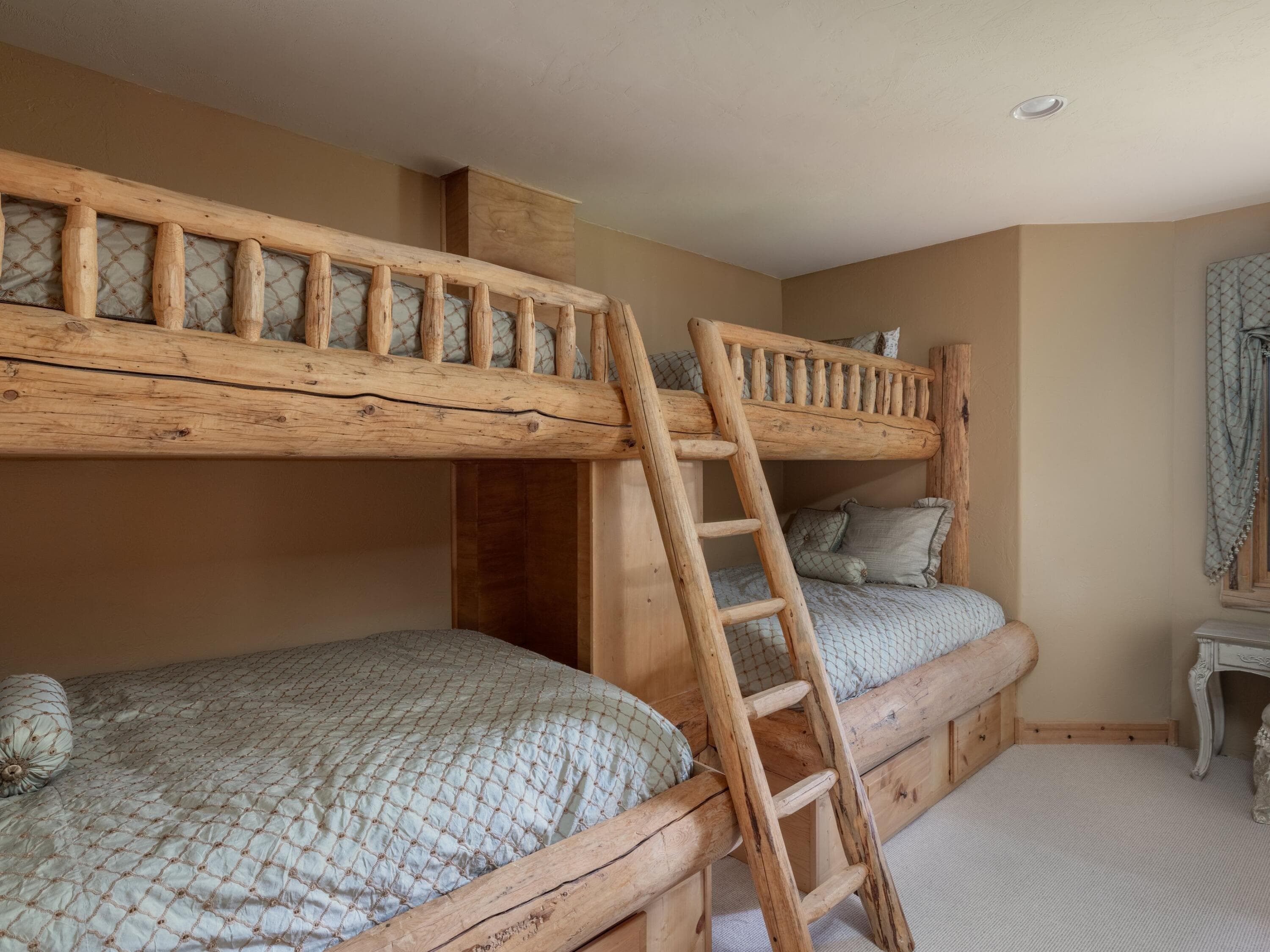 130 Highlands Way - Thumbnail 19