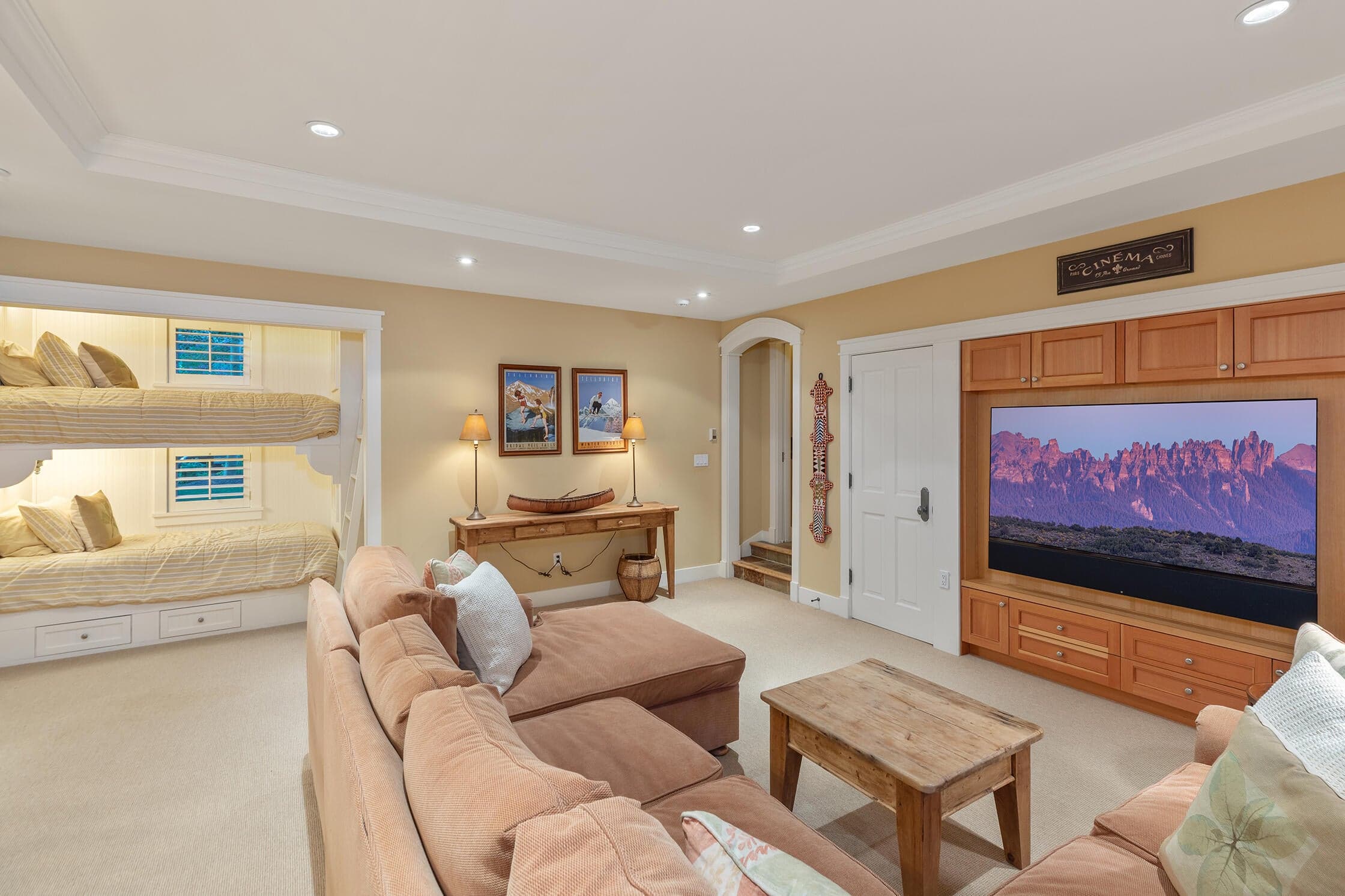 485 E Colorado Avenue - Thumbnail 20