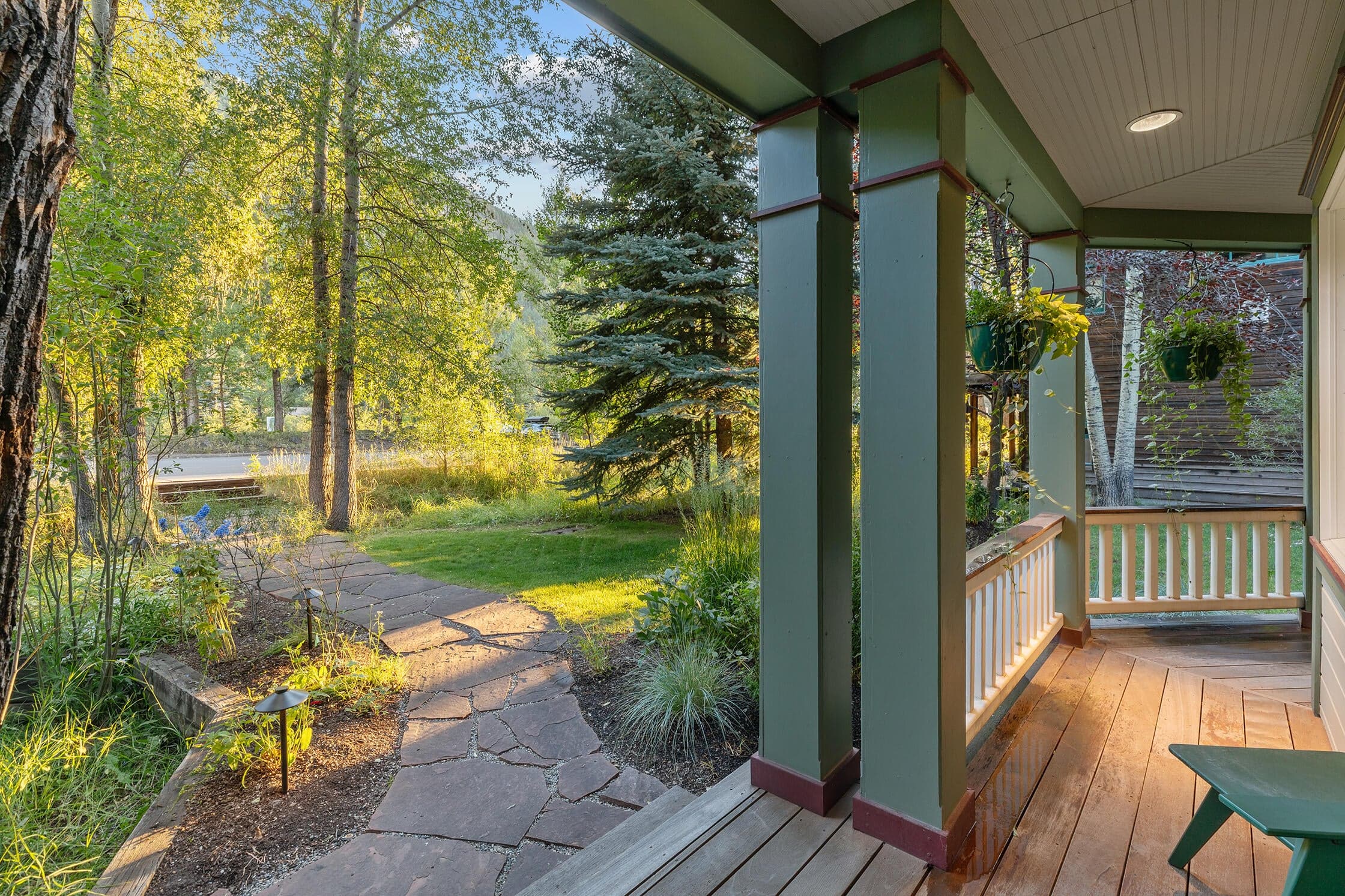 485 E Colorado Avenue - Thumbnail 5