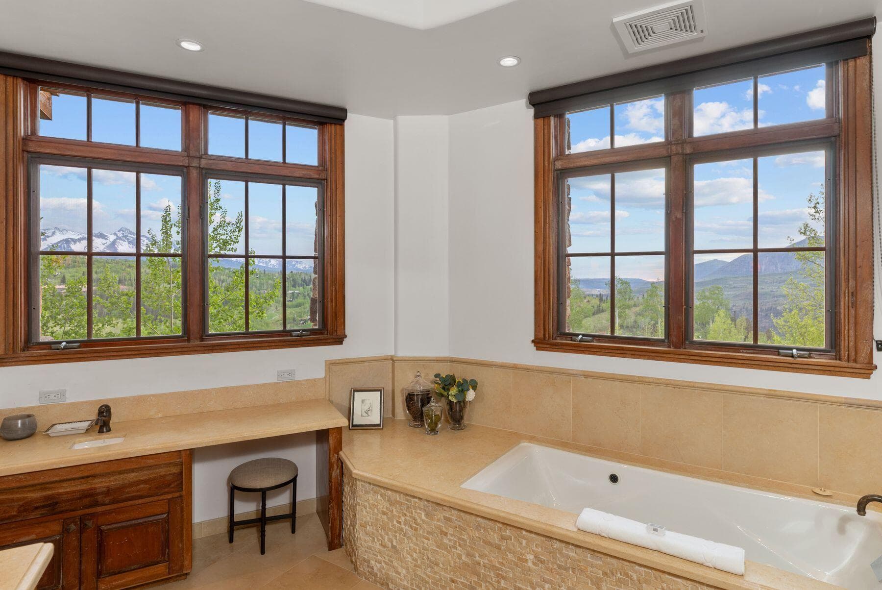 145 Sunny Ridge Place 114 - Thumbnail 16
