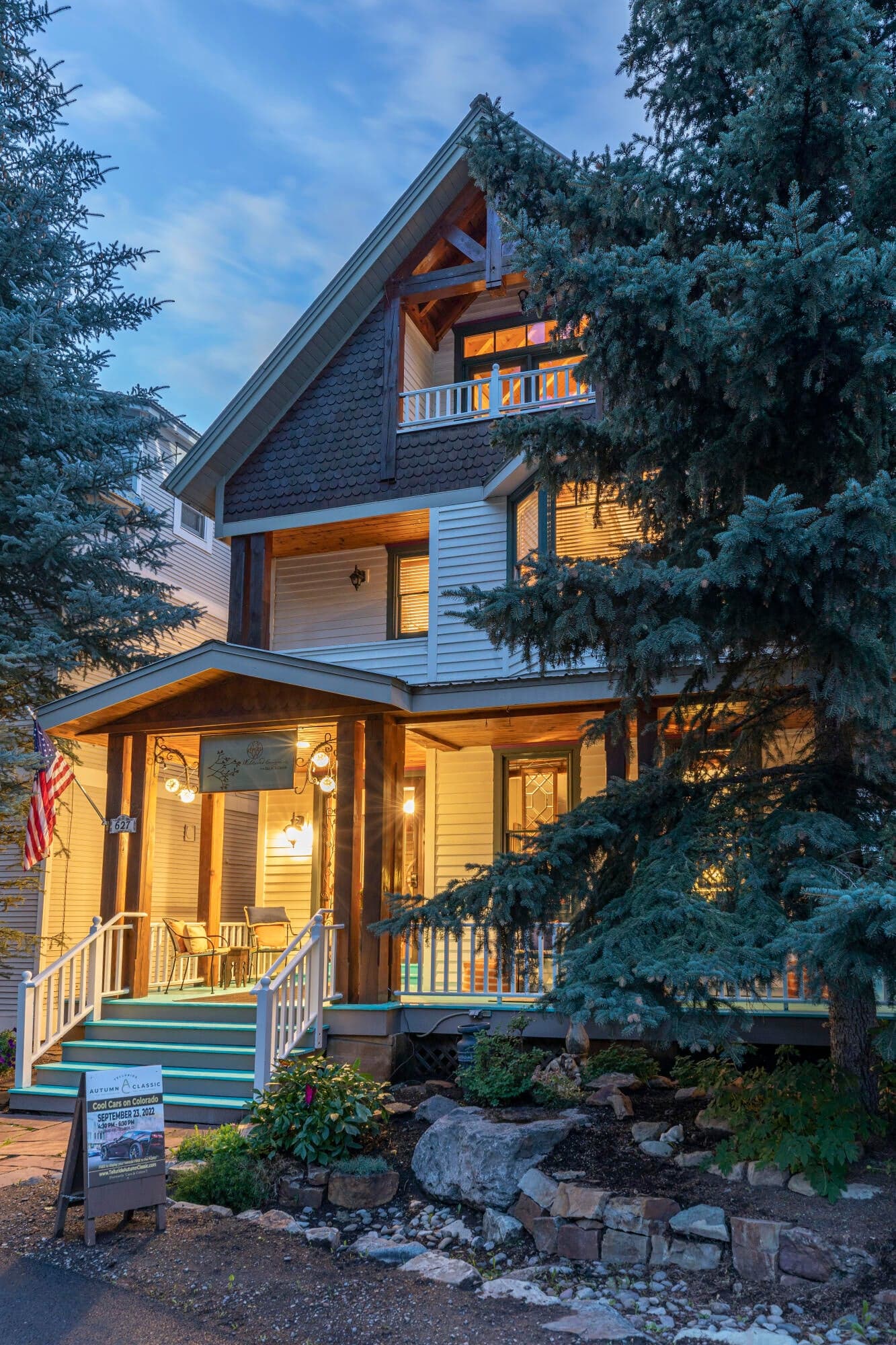 627 W Colorado Avenue - Thumbnail 2
