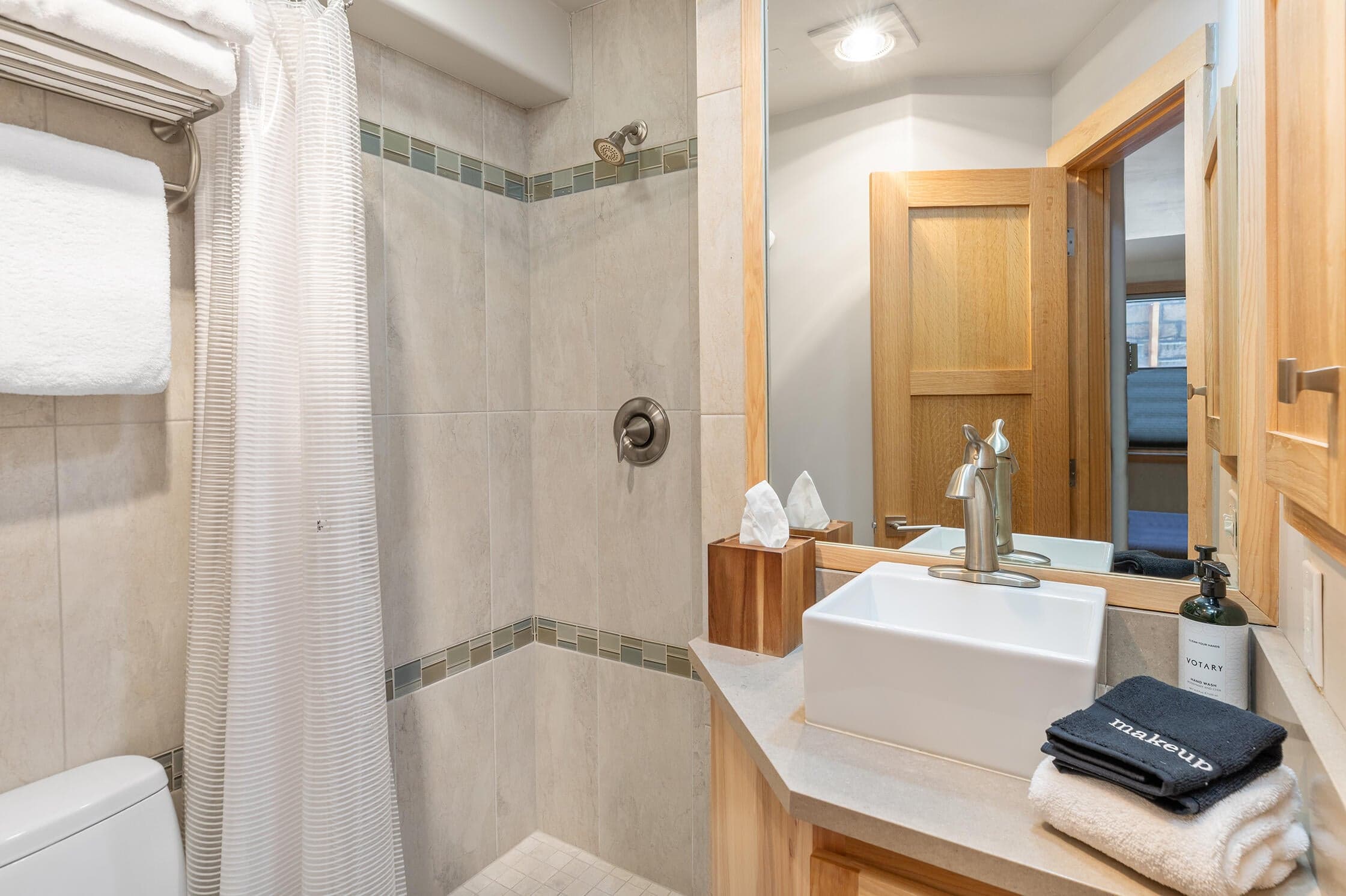 110 S Pine Street 1B - Thumbnail 15