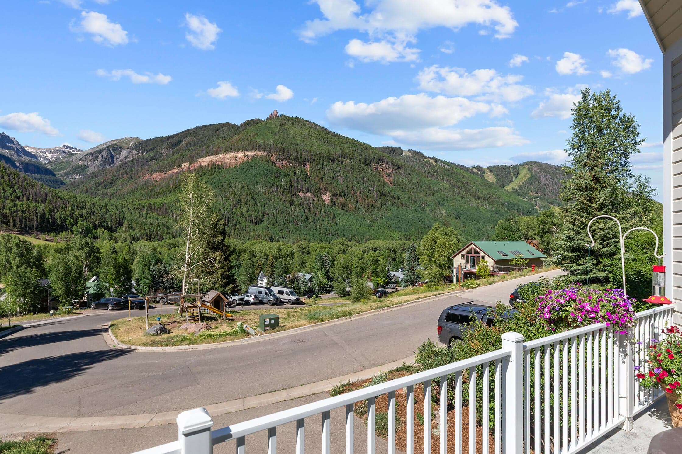 937 Primrose Lane - Thumbnail 19