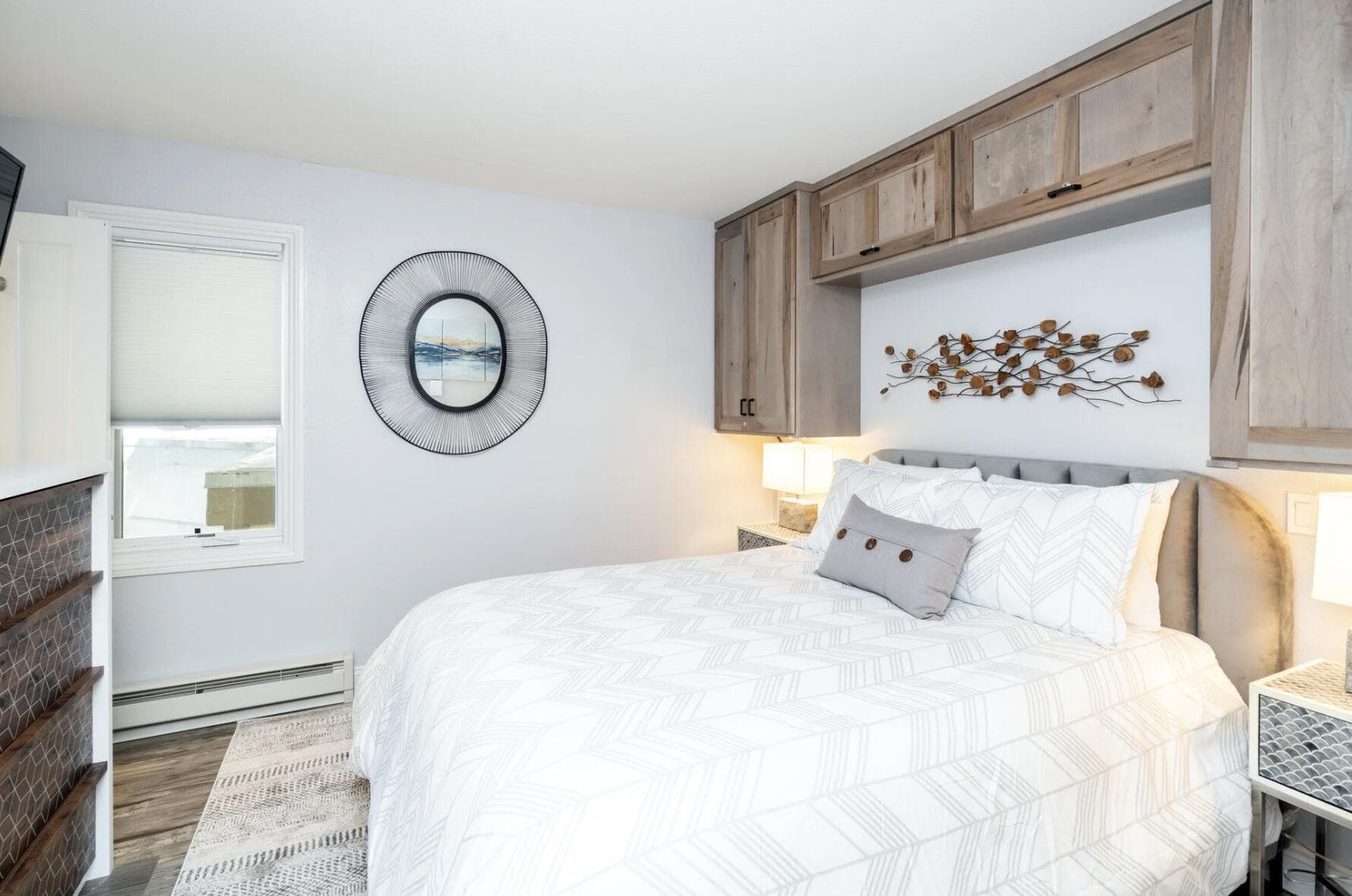 370 Mahoney Drive 109 - Thumbnail 6