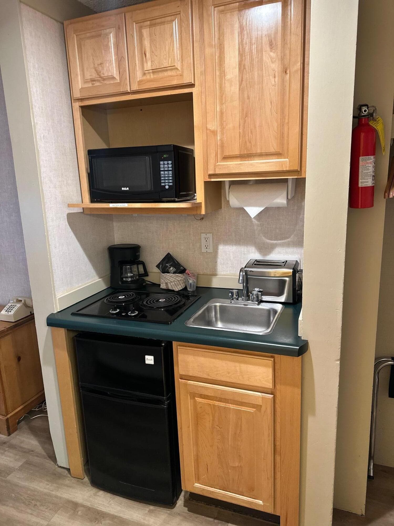 333 S Davis Street 410 - Thumbnail 5