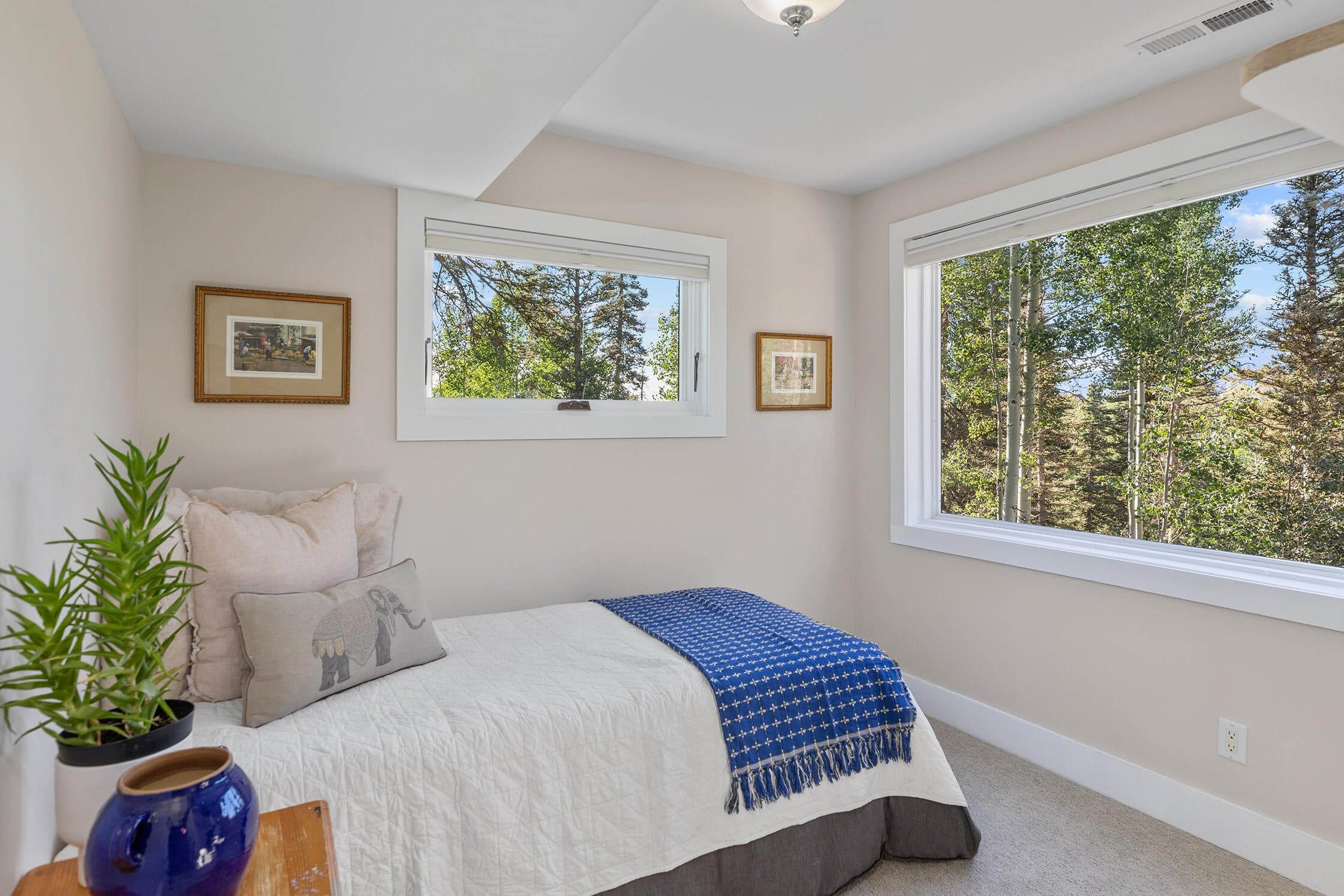 815 Saddle Horn Lane - Thumbnail 19