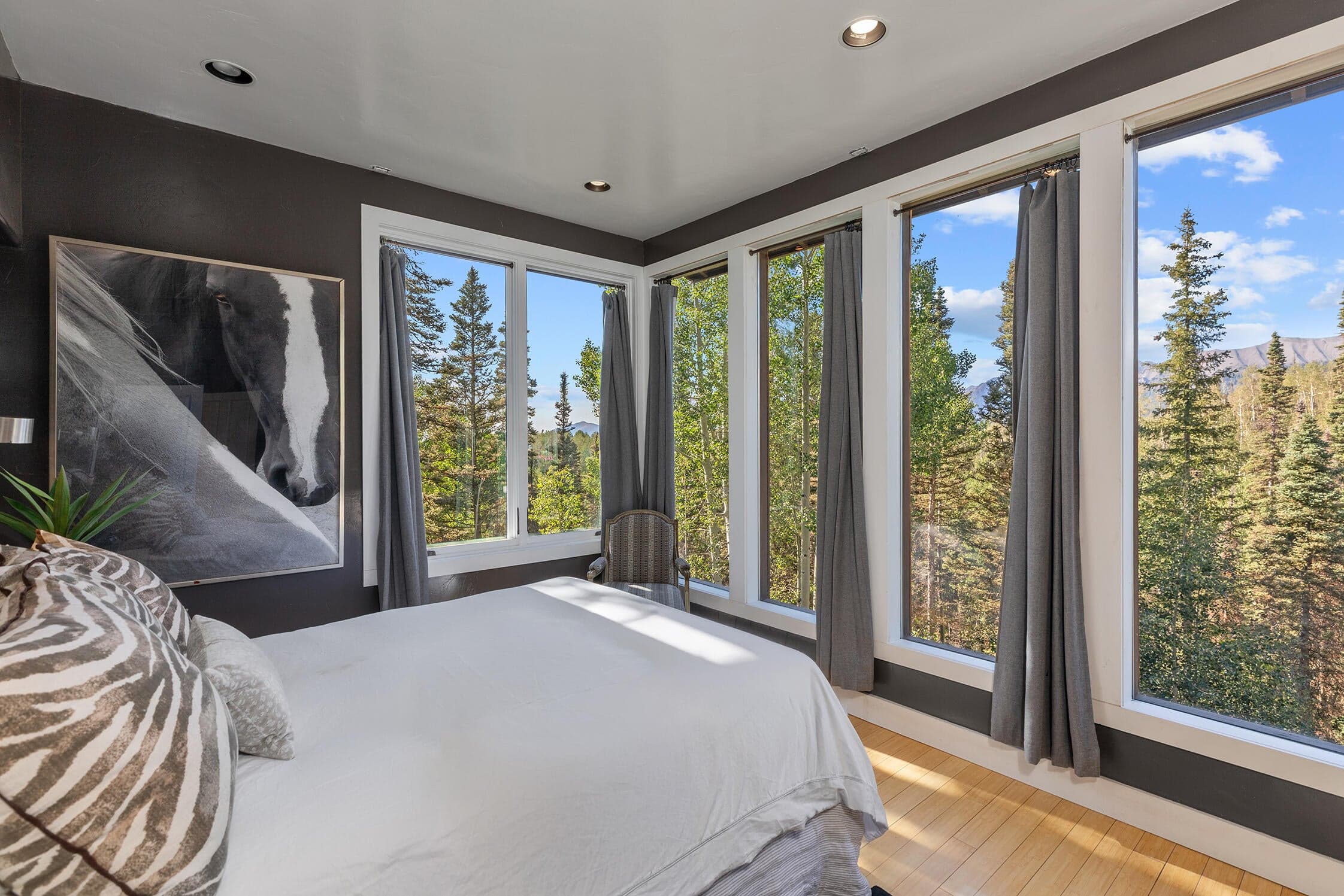 815 Saddle Horn Lane - Thumbnail 16