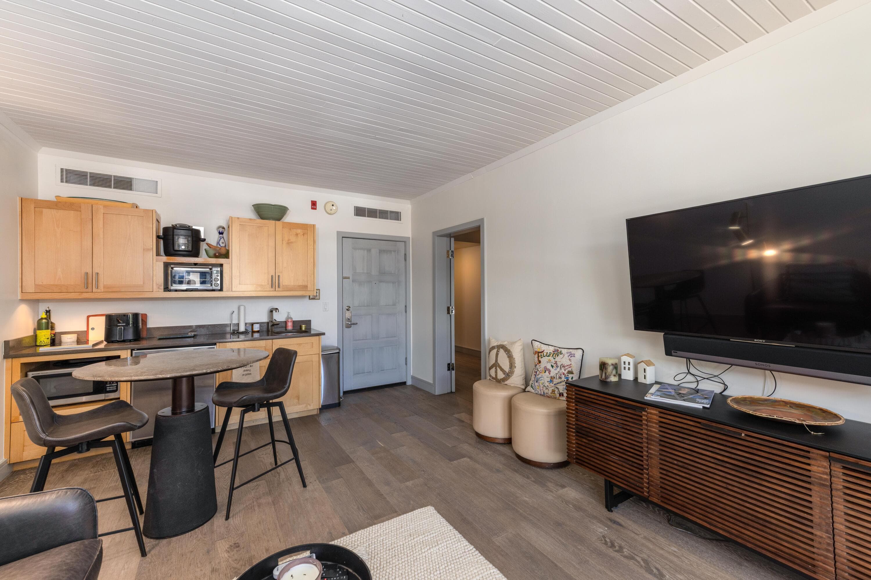 310 S Fir Street 207 - Thumbnail 9