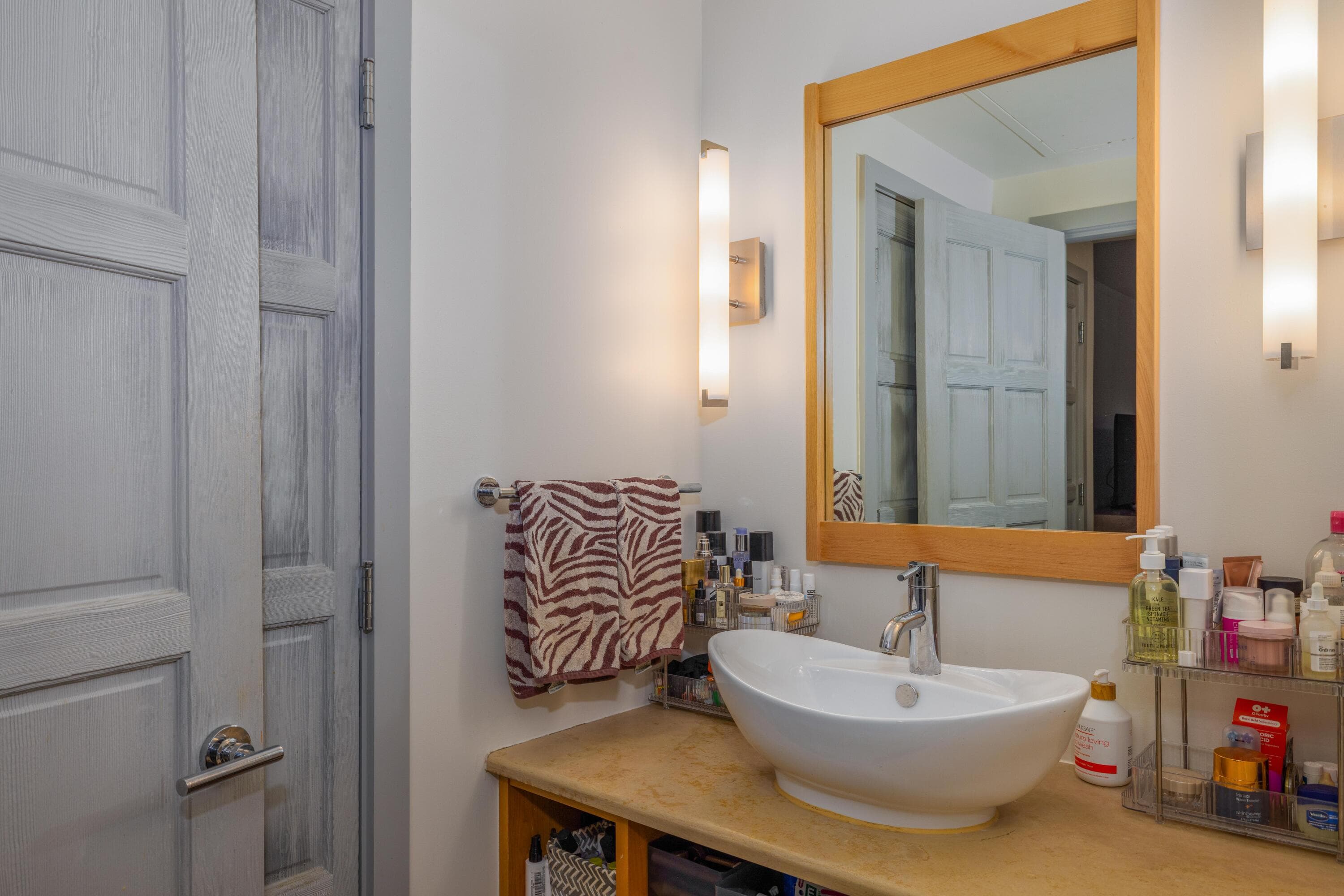 310 S Fir Street 207 - Thumbnail 20