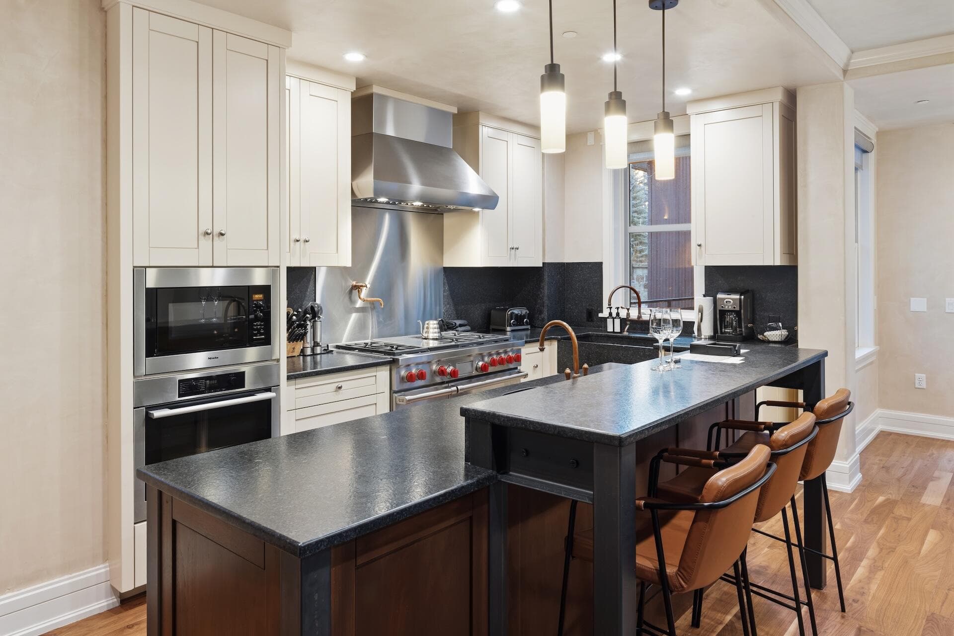 398 S Davis Street East - 2 - Thumbnail 9