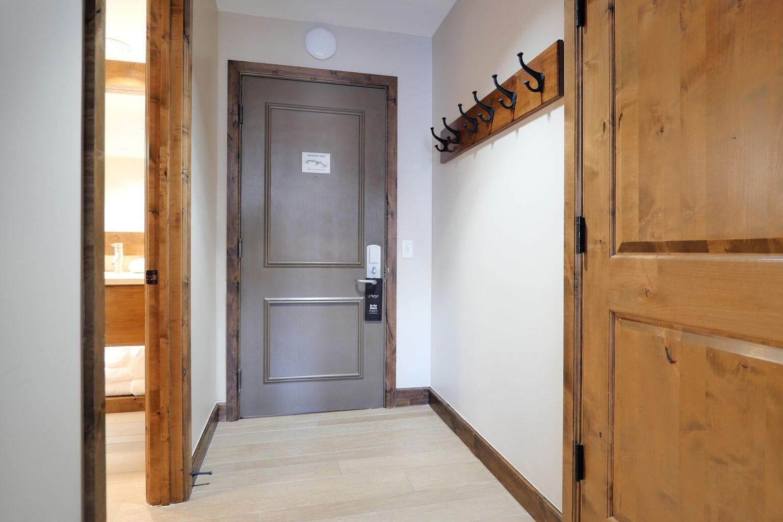 136 Country Club Drive 635 & 637 - Thumbnail 14