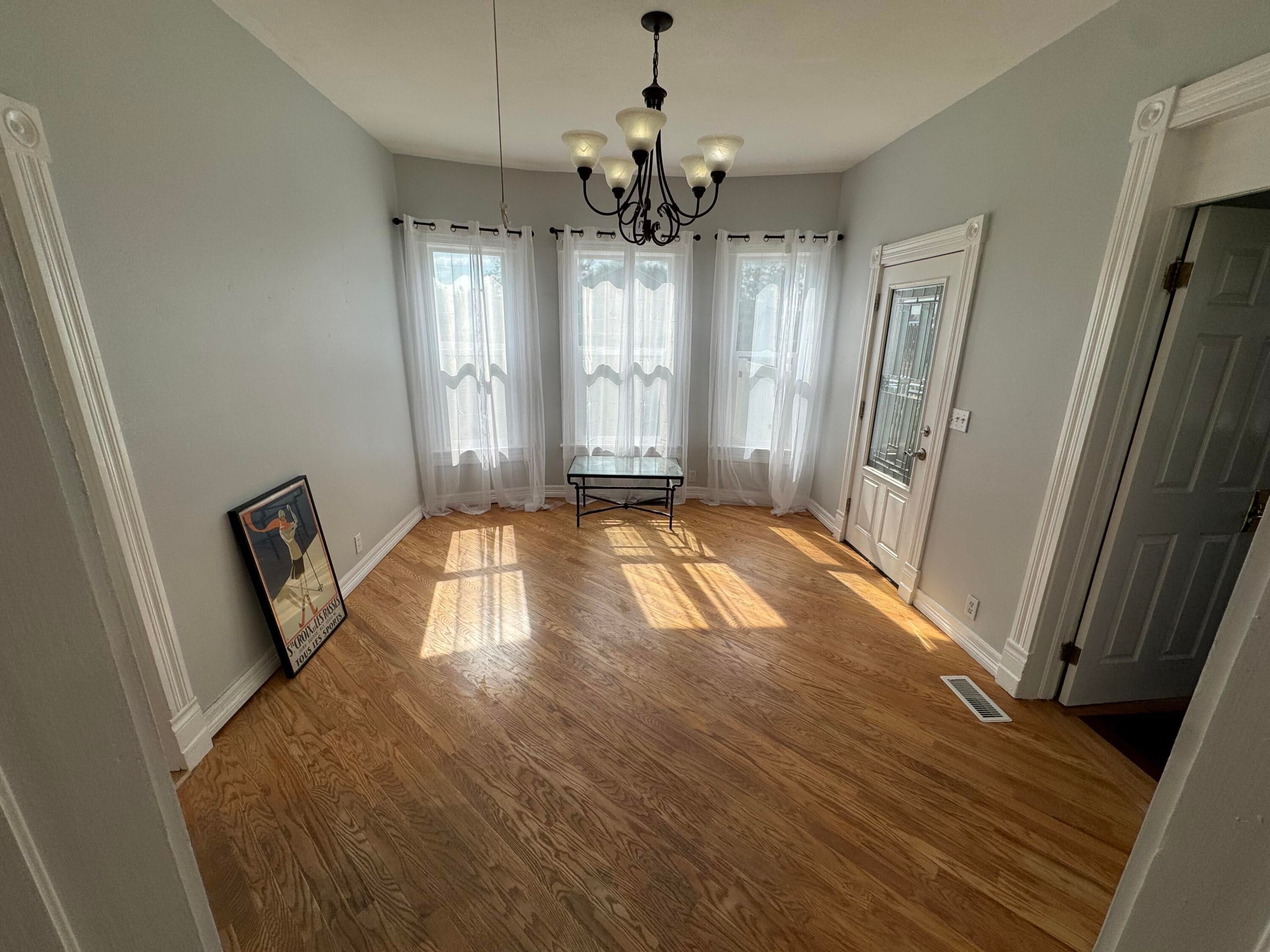 1310 Summit Street - Thumbnail 4