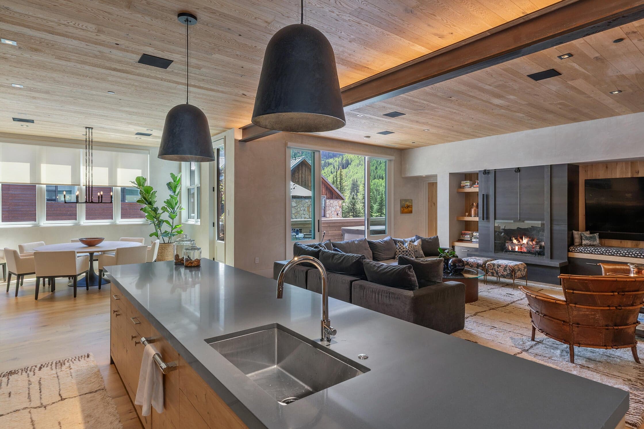 150 E Pacific Avenue 202 - Thumbnail 10