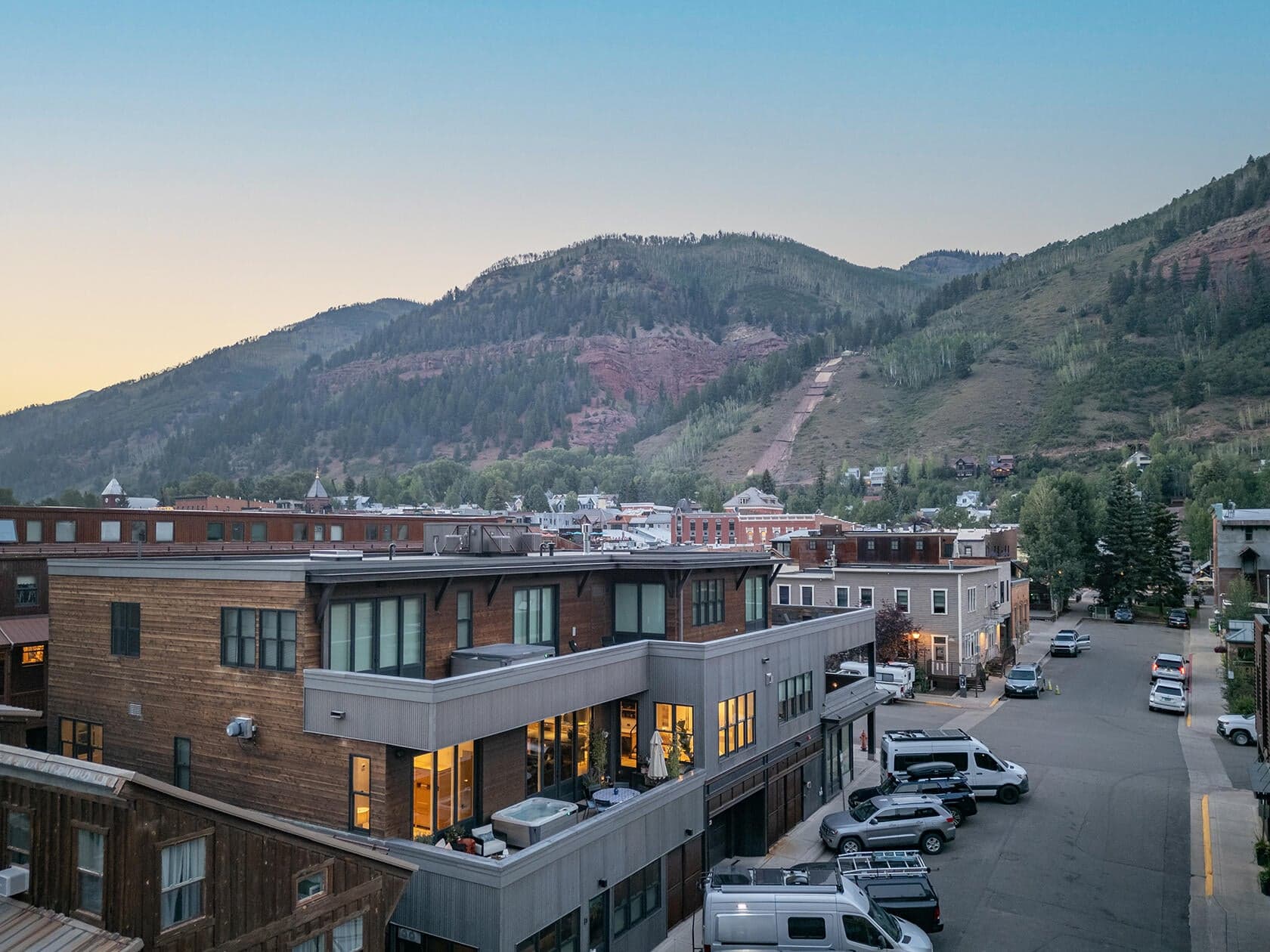 150 E Pacific Avenue 202 - Thumbnail 2