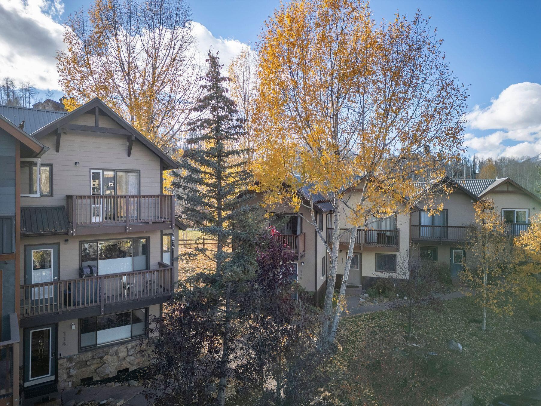 114 Campbell Place 9 - Thumbnail 4