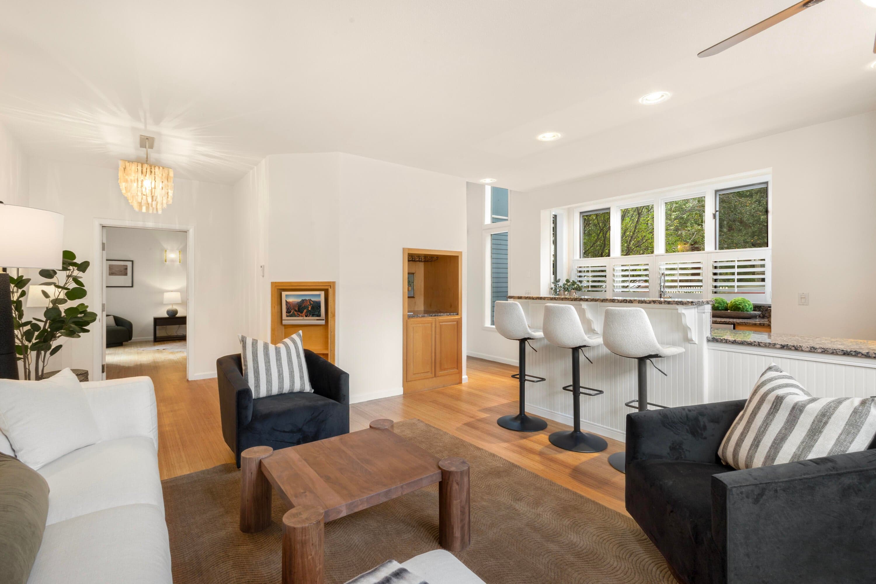 510 W Columbia Avenue n/a - Thumbnail 3