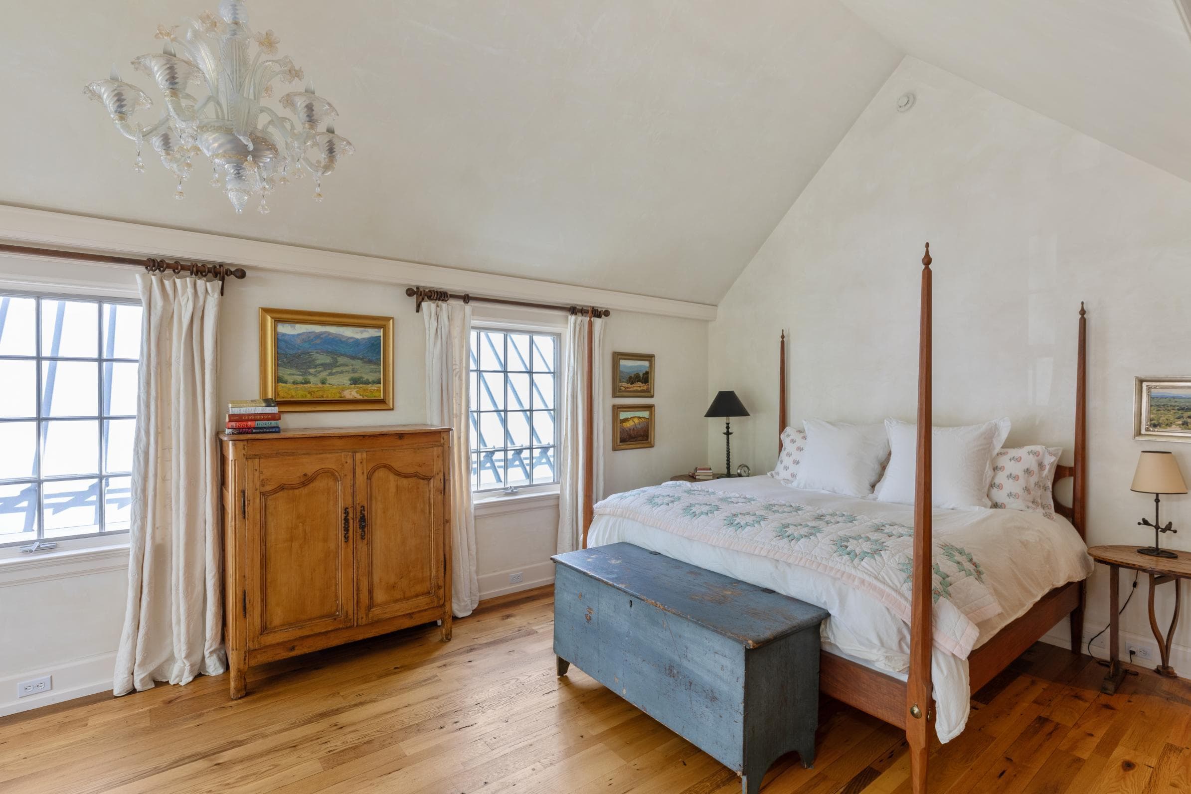 210 N Aspen Street - Thumbnail 20