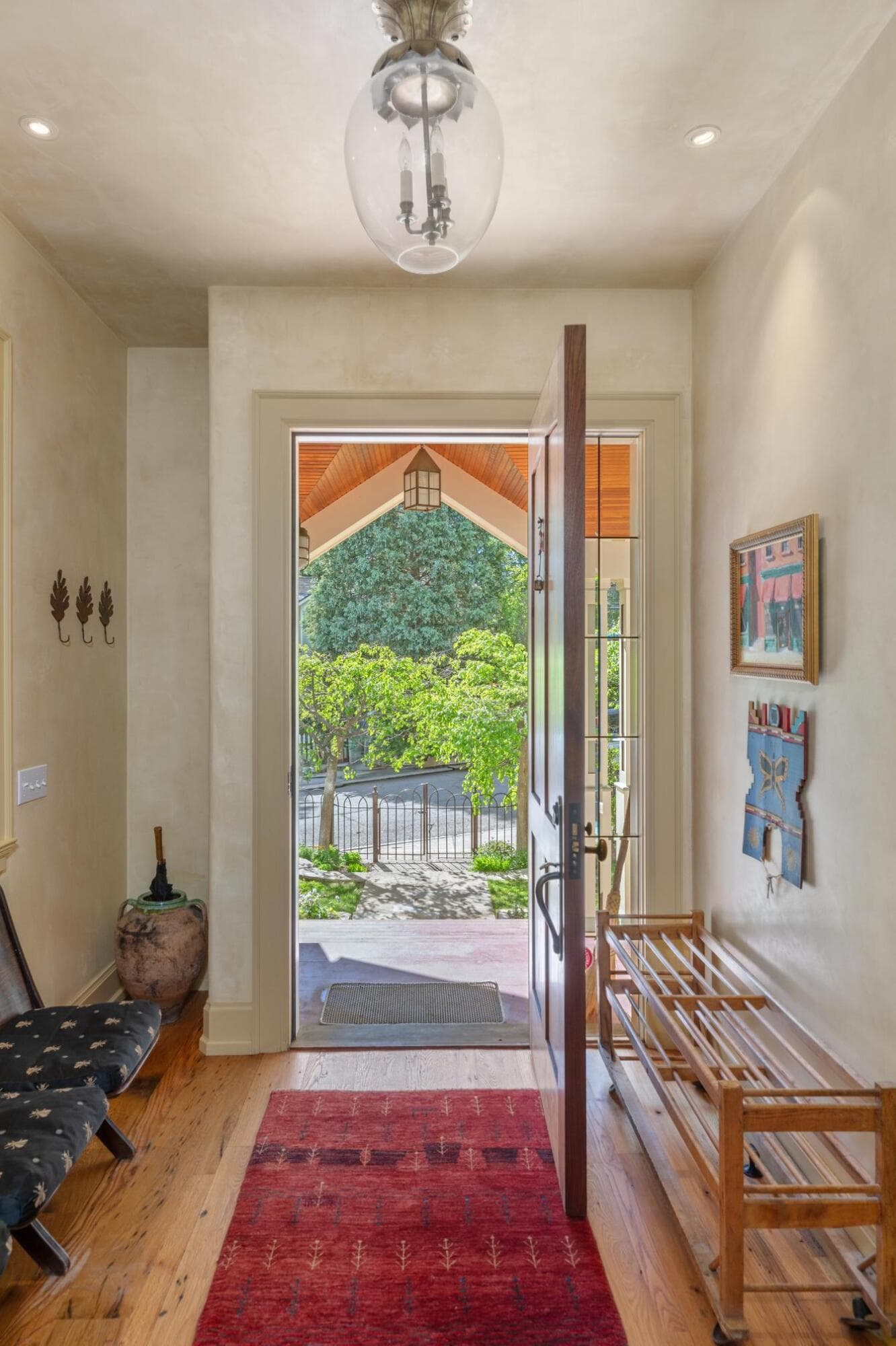 210 N Aspen Street - Thumbnail 16