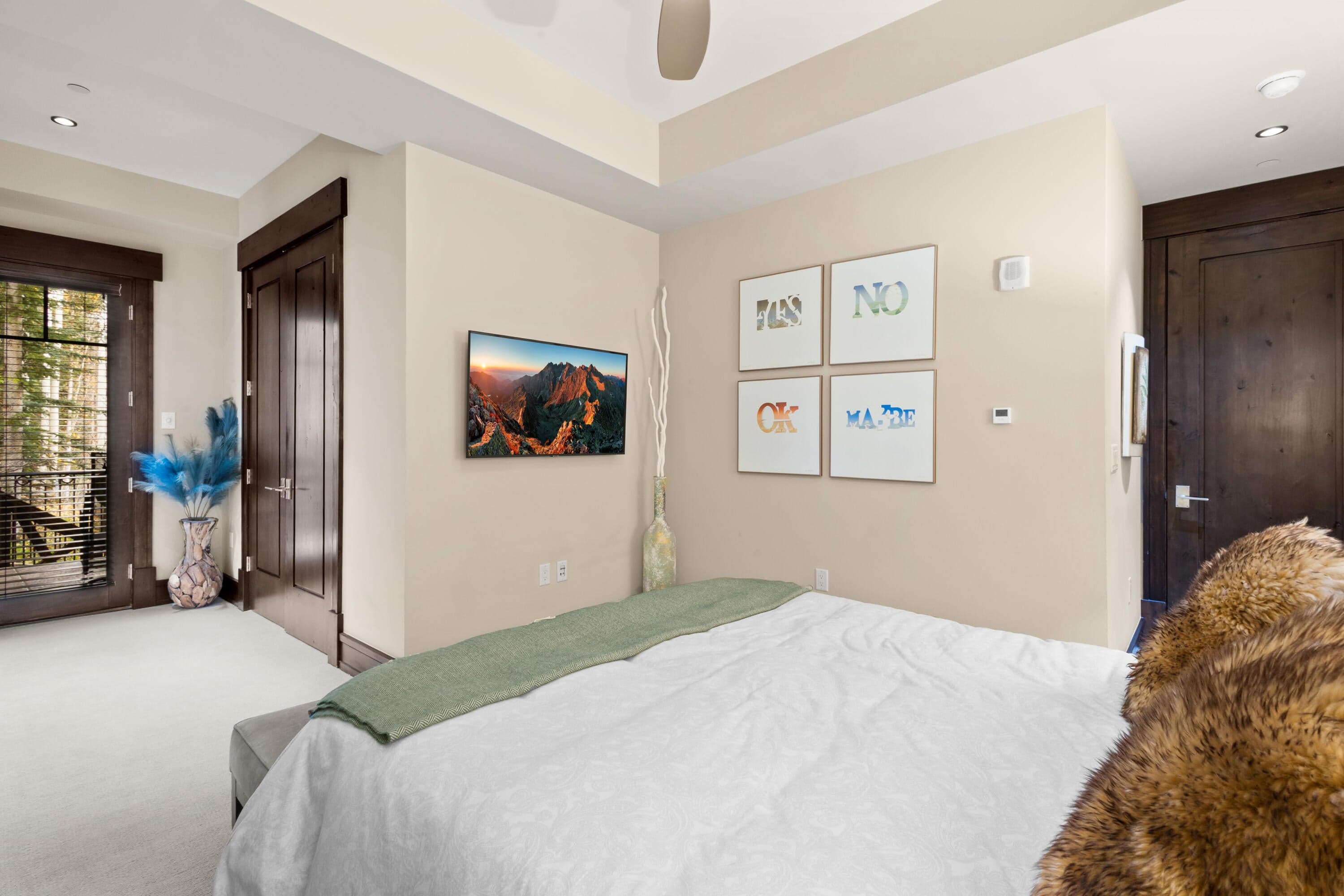 12 Elkstone Place 301 - Thumbnail 20