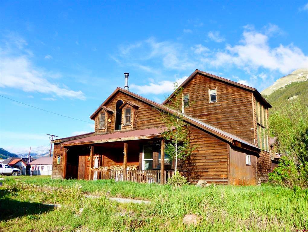 858 Reese Street