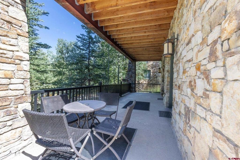 156 Country Club Drive C2 aka 156 - Thumbnail 13