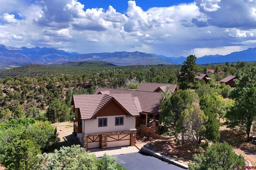 521 Waterview Lane - Thumbnail 3