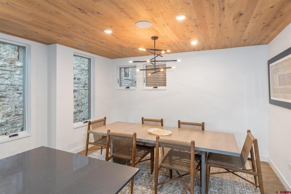 215 W San Juan Avenue 102 - Thumbnail 10