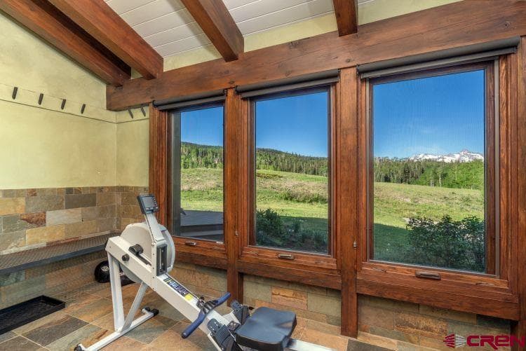 131 Hood Park Road - Thumbnail 7