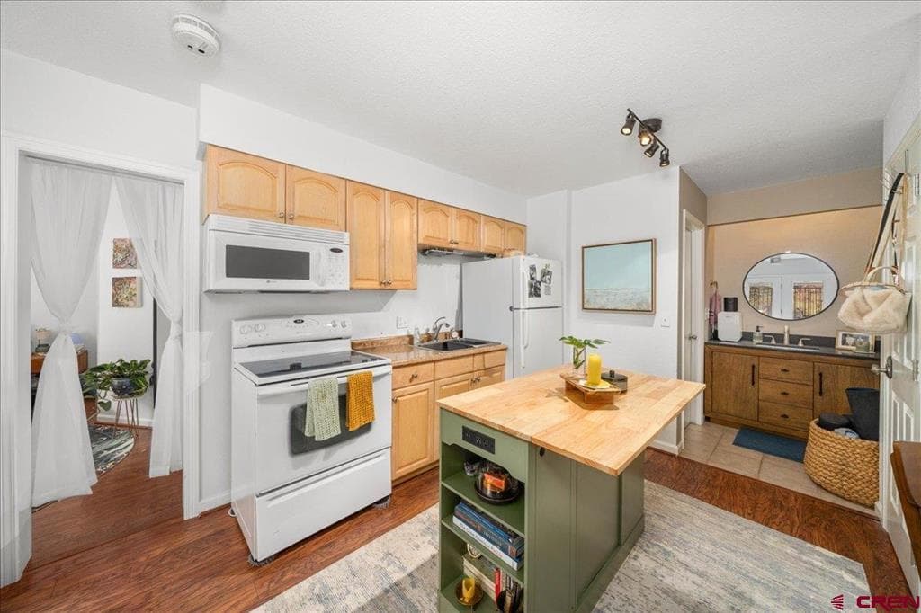 651 W Pacific Avenue 102A - Thumbnail 7
