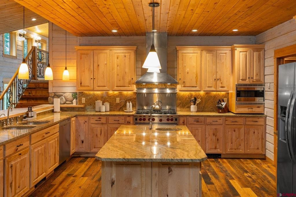 800 Fox Farm Road - Thumbnail 6