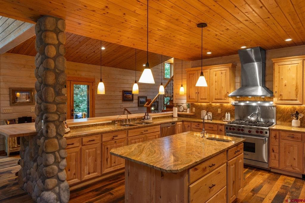 800 Fox Farm Road - Thumbnail 8